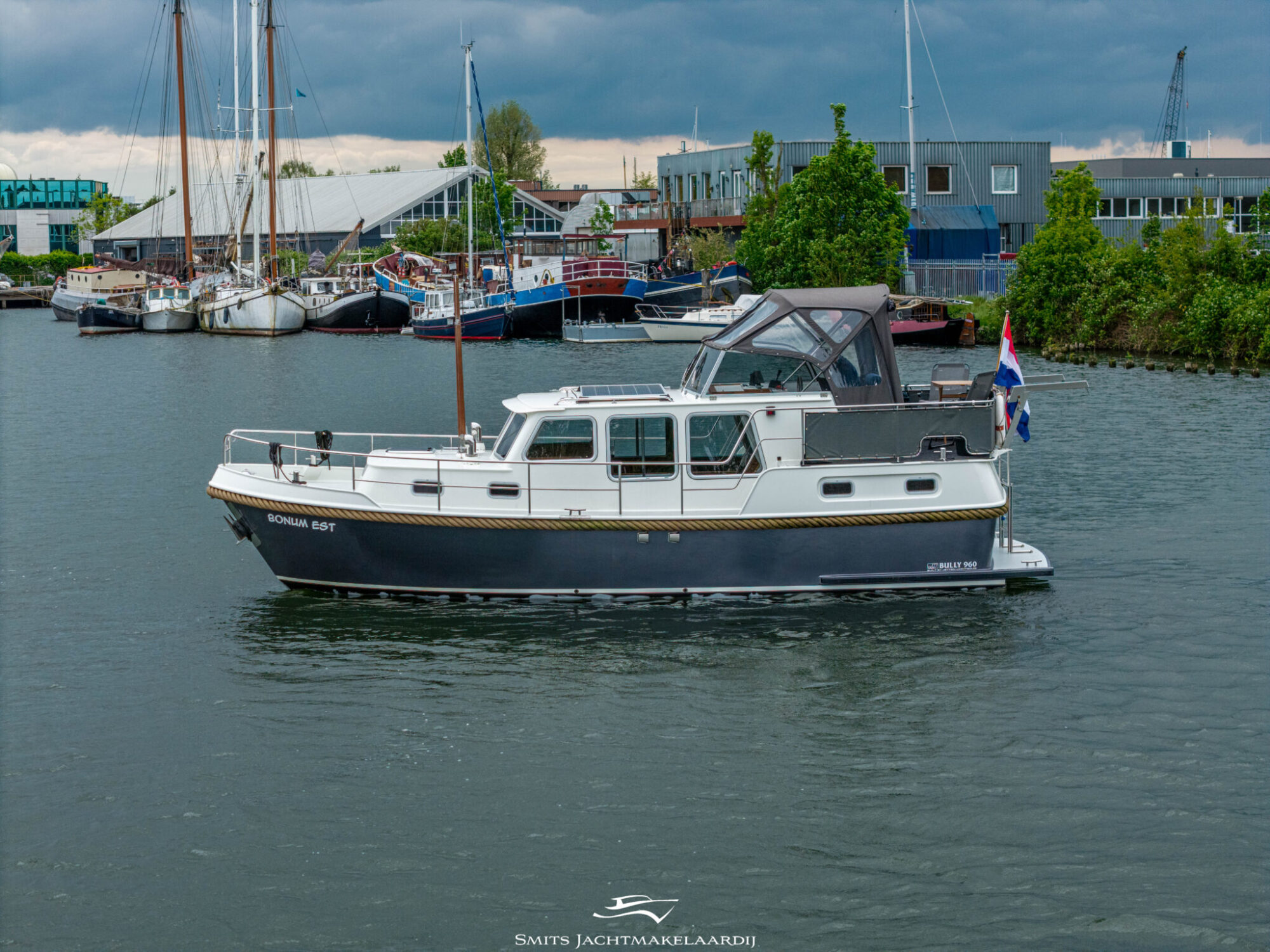 foto: 50 Jetten Jetten Bully 9.60 AK