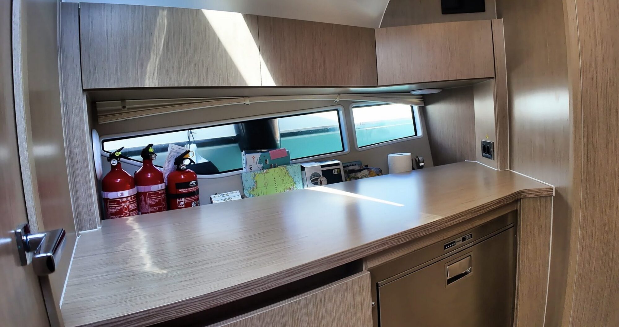 foto: 756 Sealine Sealine S335