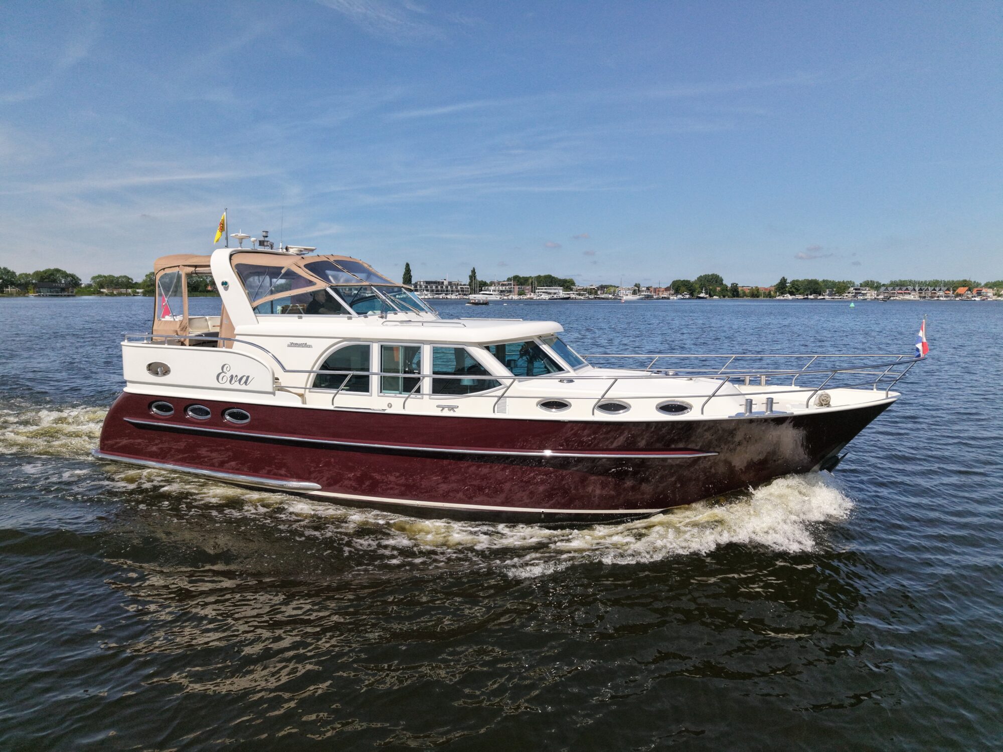 foto: 4 Vivante Vivante 42 AK