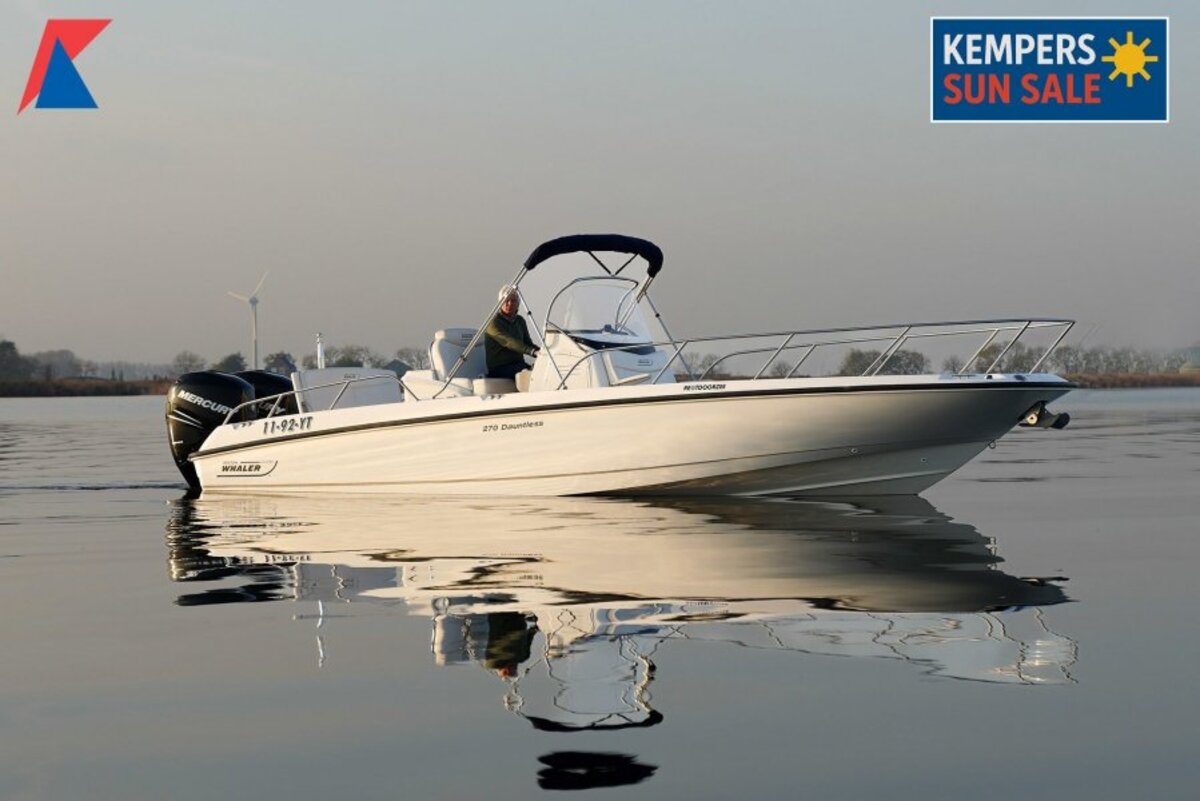 foto: 4 Boston Whaler 270 Dauntless