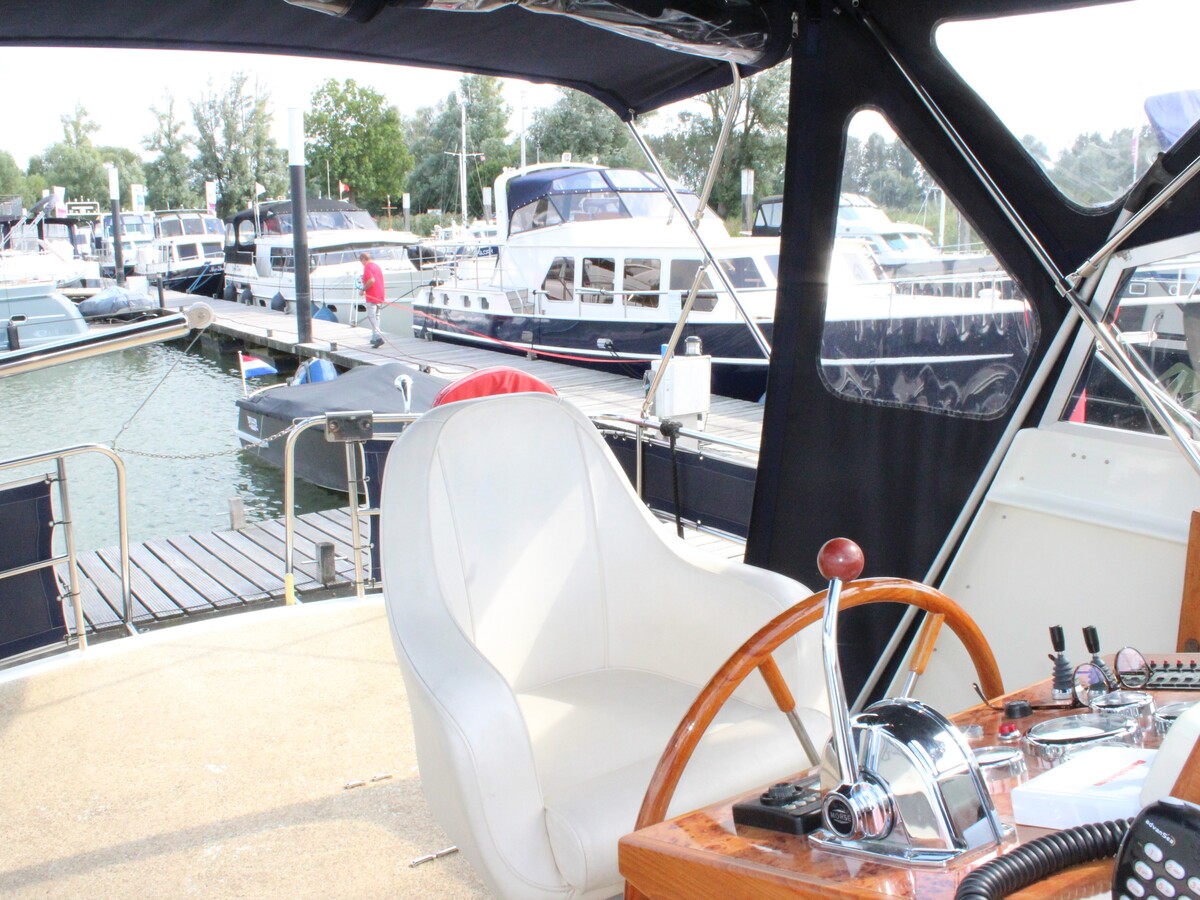 foto: 16 Ankertrawler  35 AK 