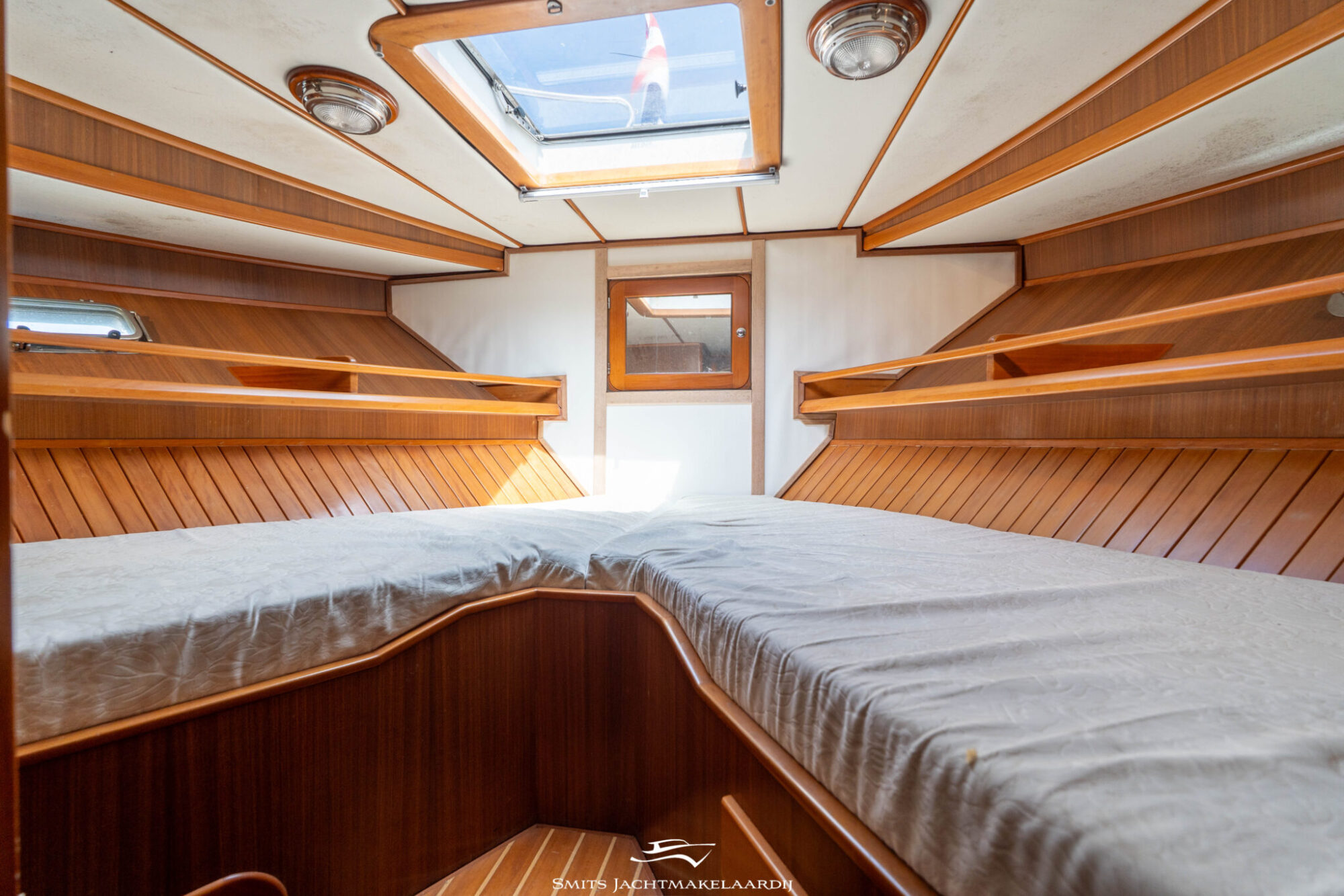 foto: 70 Baltic Baltic Trawler 40 Flybridge