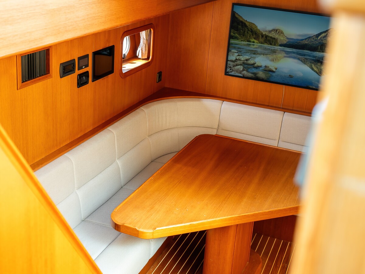 foto: 43 Laancruiser 2100