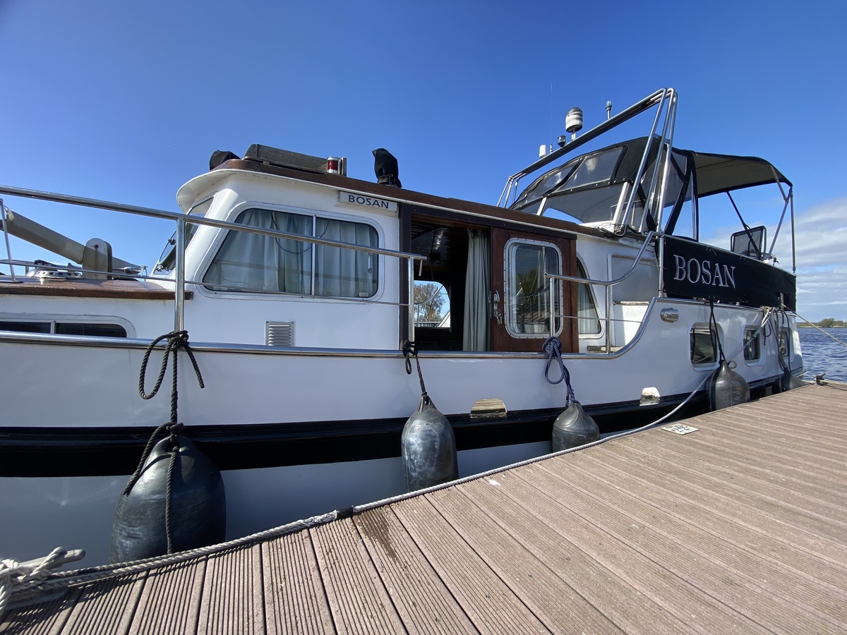 foto: 40 Gillissen  1130 AK Spiegelkotter