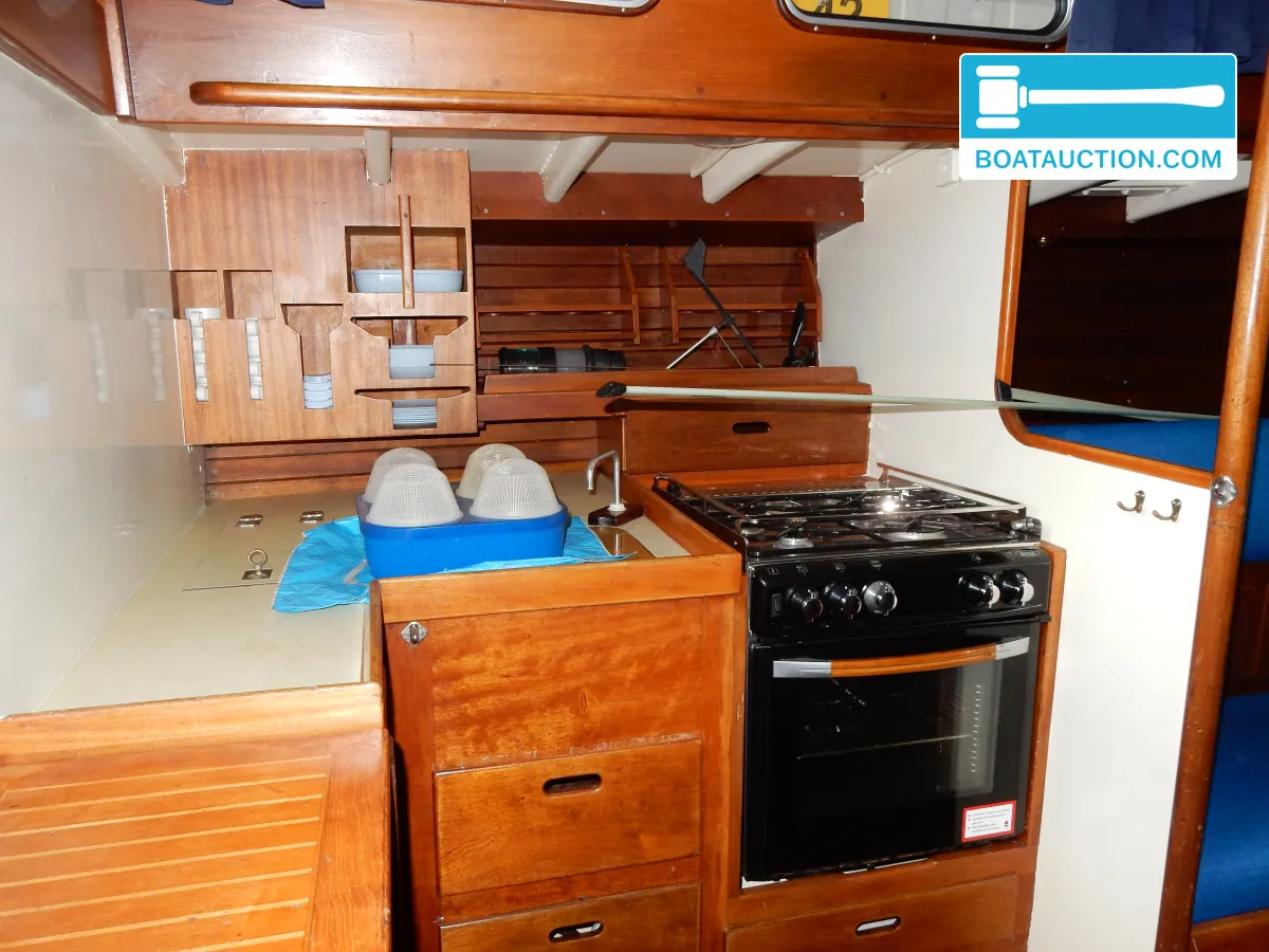 foto: 30 Frans Maas Hawk 42