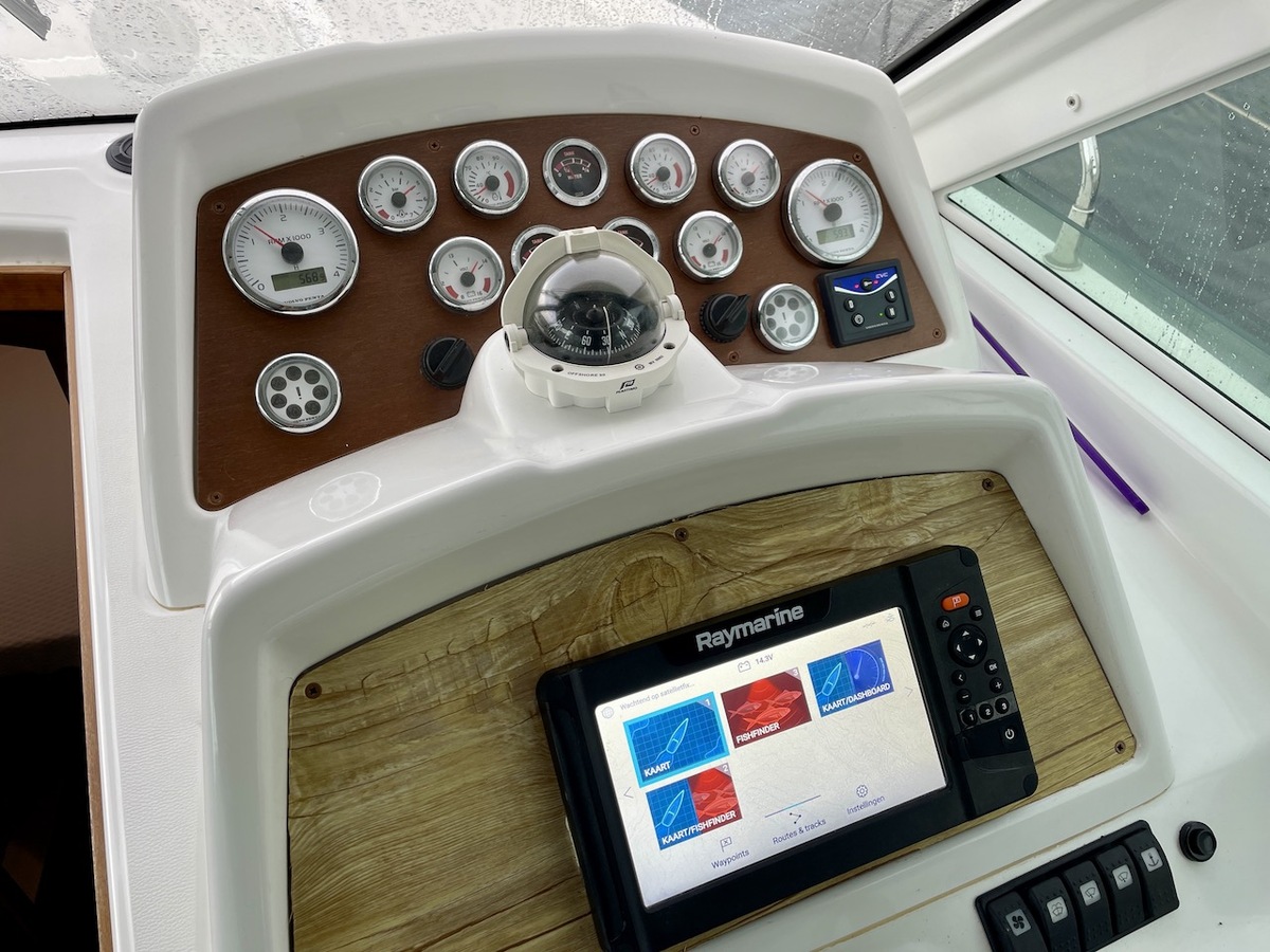 foto: 17 Beneteau Antares 980