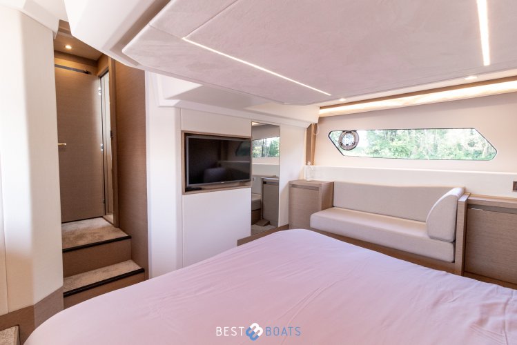 foto: 16 Prestige 460 FLY