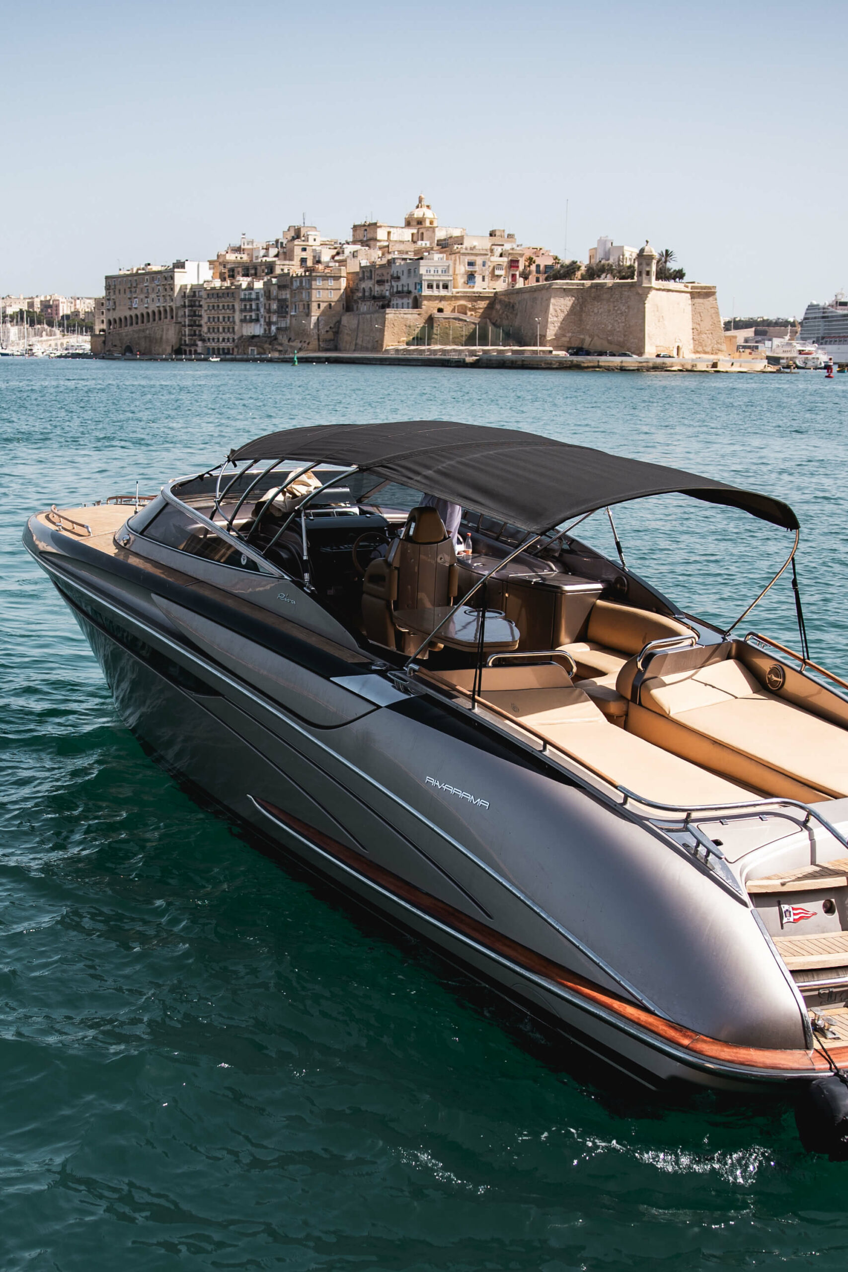 foto: 7 Riva Rivamara 44