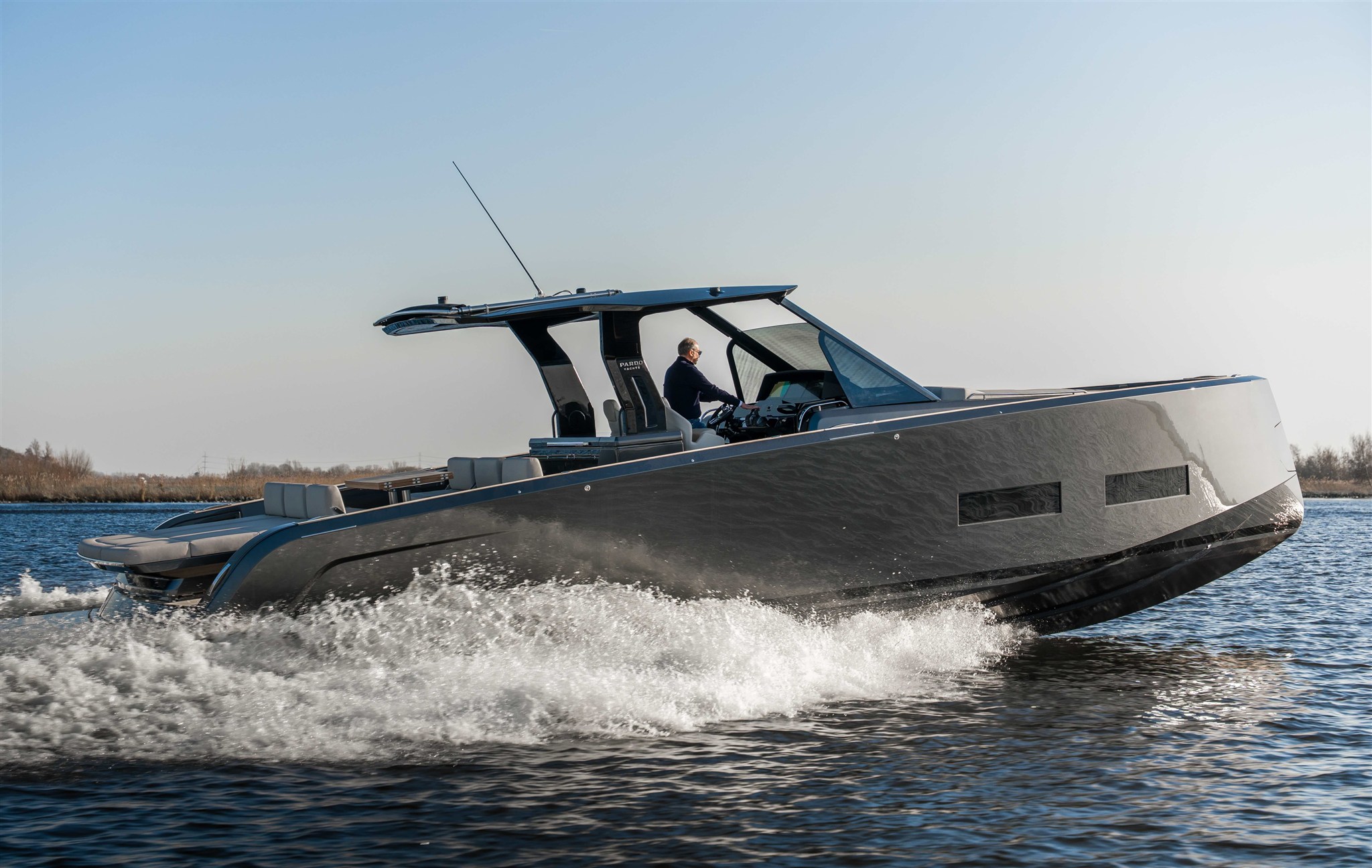 foto: 49 Pardo Yachts Pardo 43 New Model! Demo