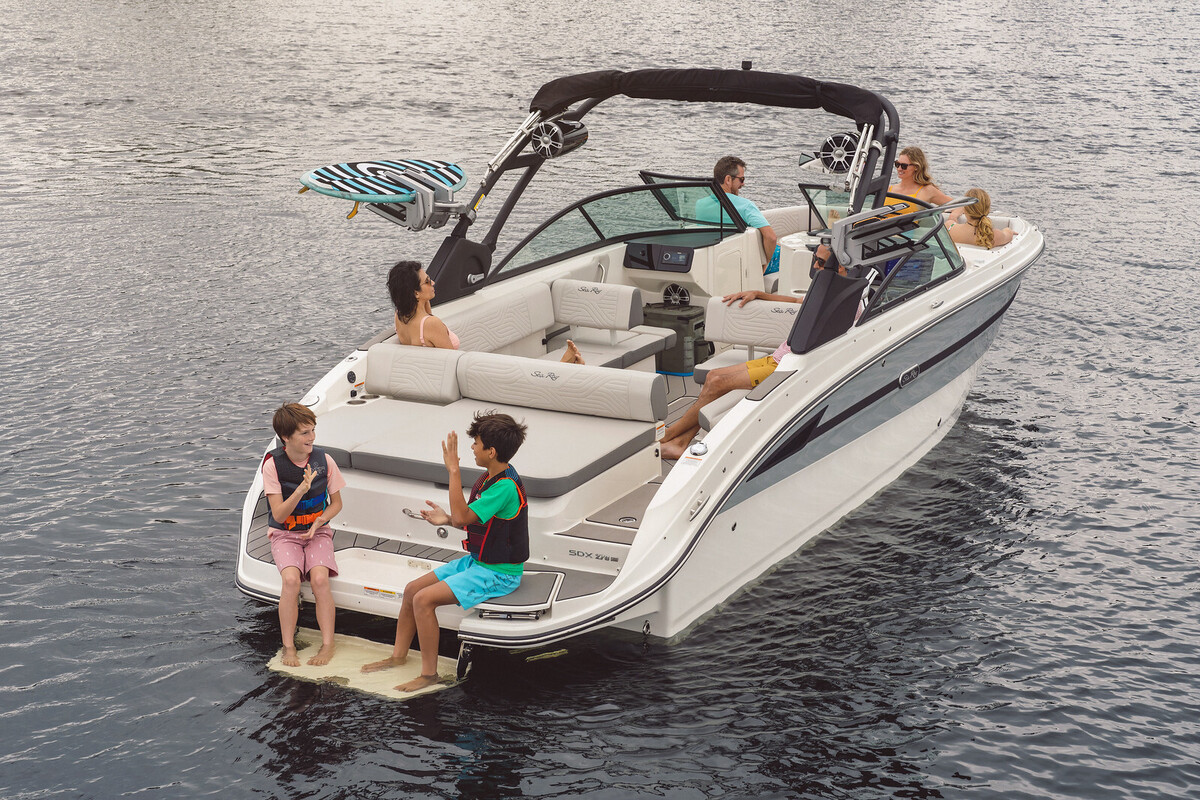 foto: 27 Sea Ray SDX 270 Surf