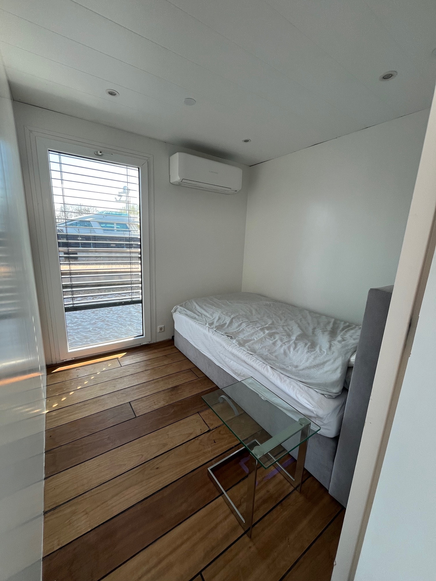 foto: 27 Dock 25 Houseboat 16 X 5 (met Ligplaats)