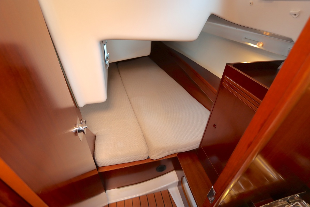 foto: 50 Beneteau  First 36.7 Performance uitvoering