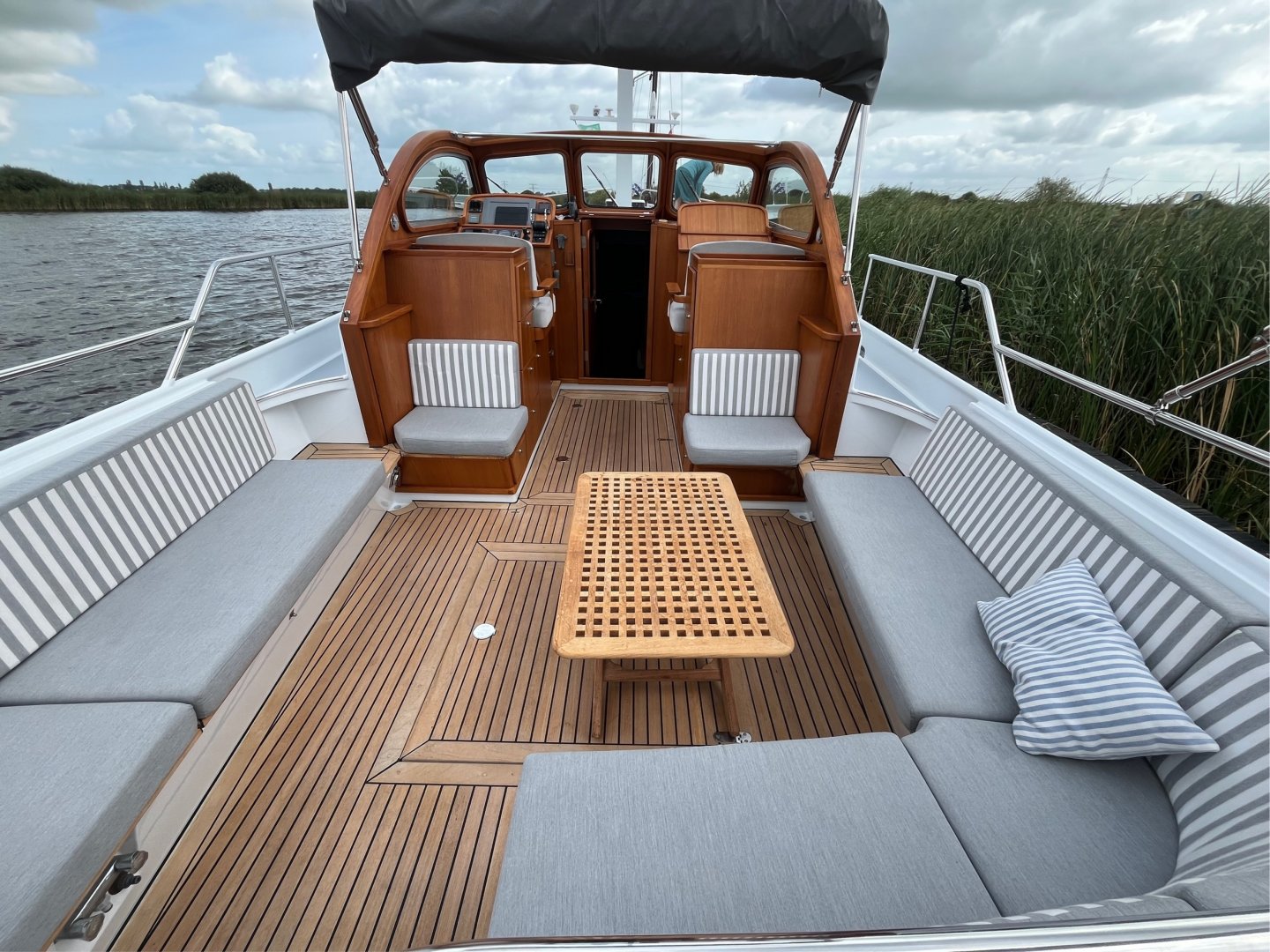 foto: 4 Bruijs Spiegelkotter  Cabrio 1150