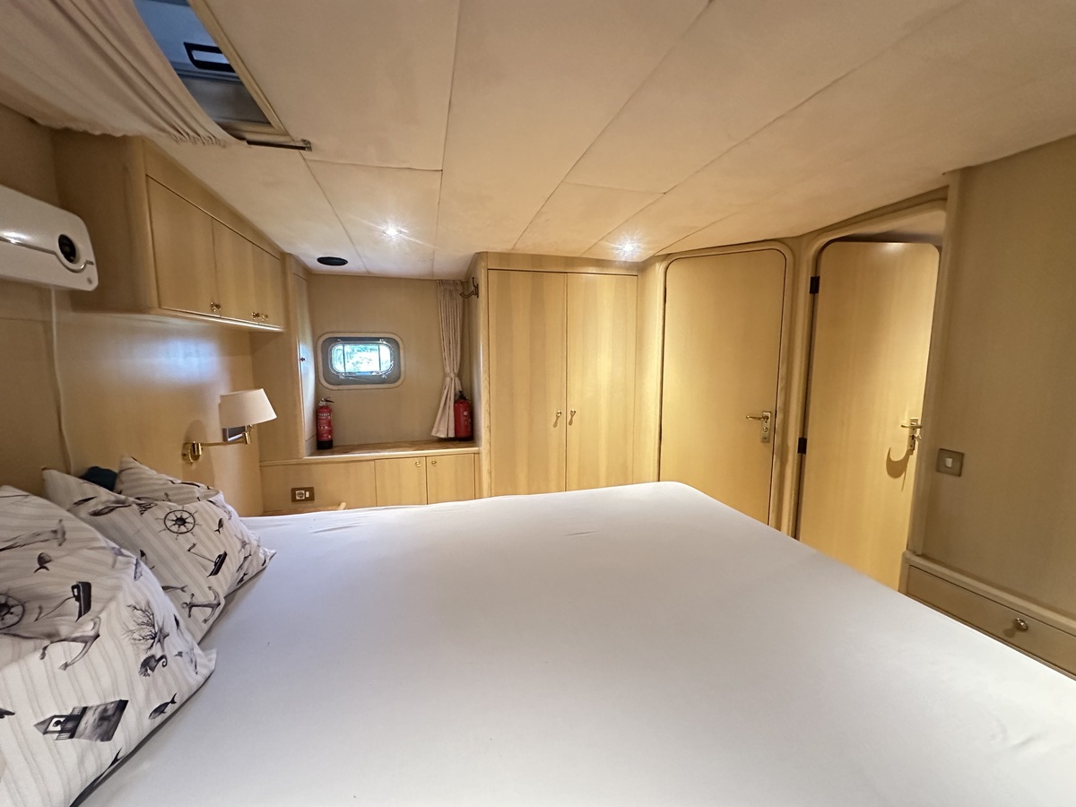 foto: 28 Valk  Vitesse 48