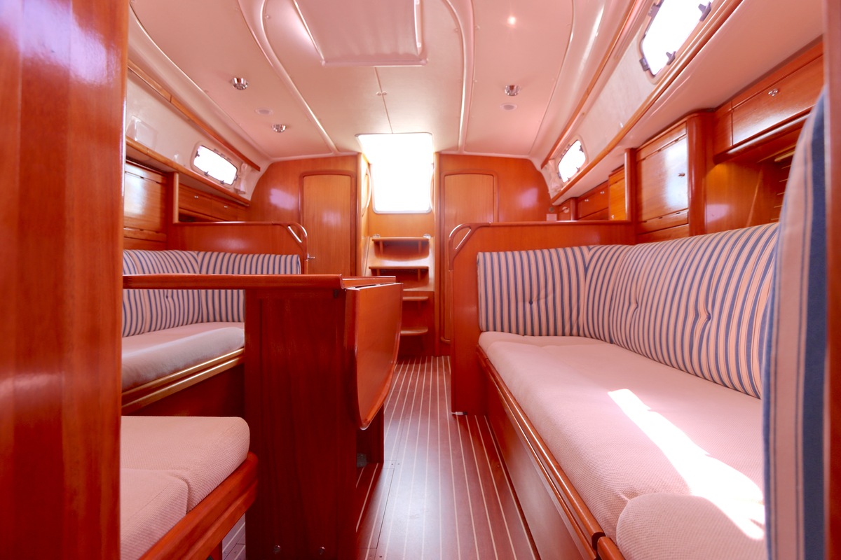 foto: 27 Bavaria 37-2 C