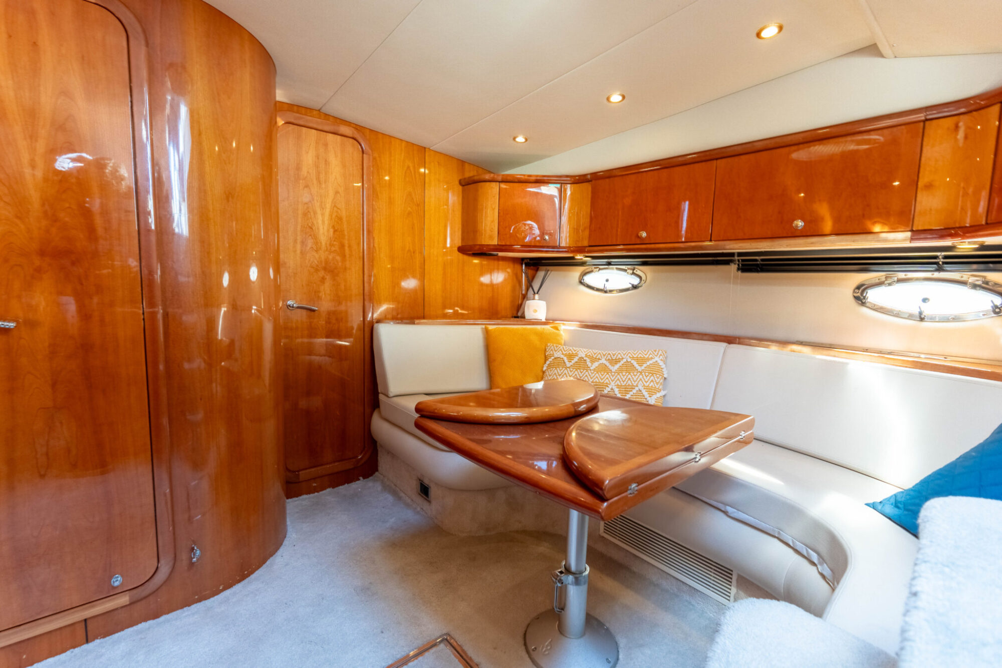 foto: 72 Sunseeker Sunseeker Camarque 47 Cabrio