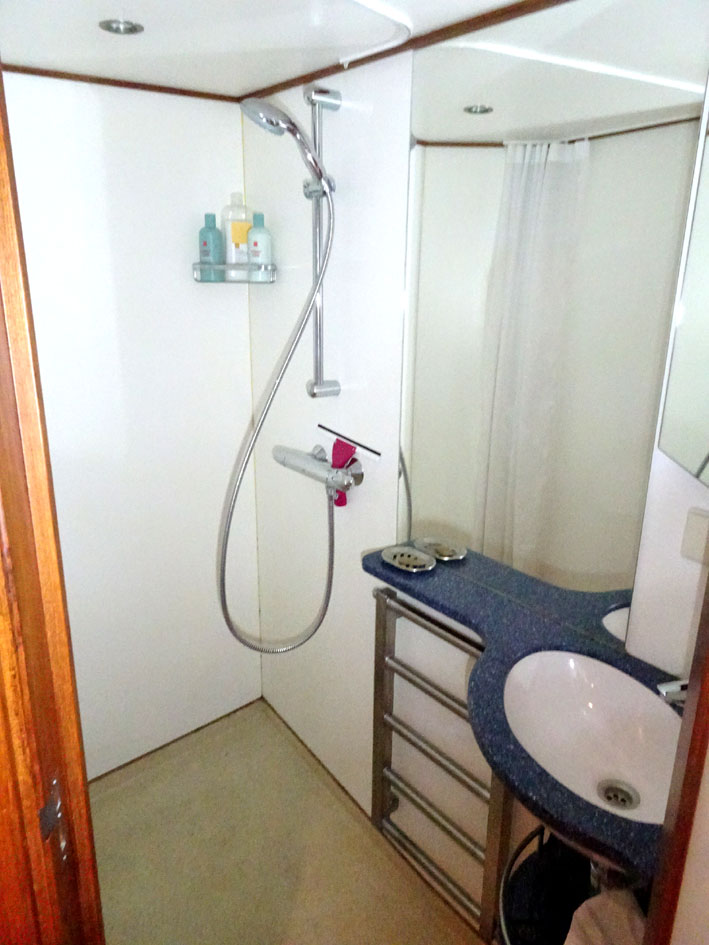 foto: 47 Luxe Motor Cruise 19.75