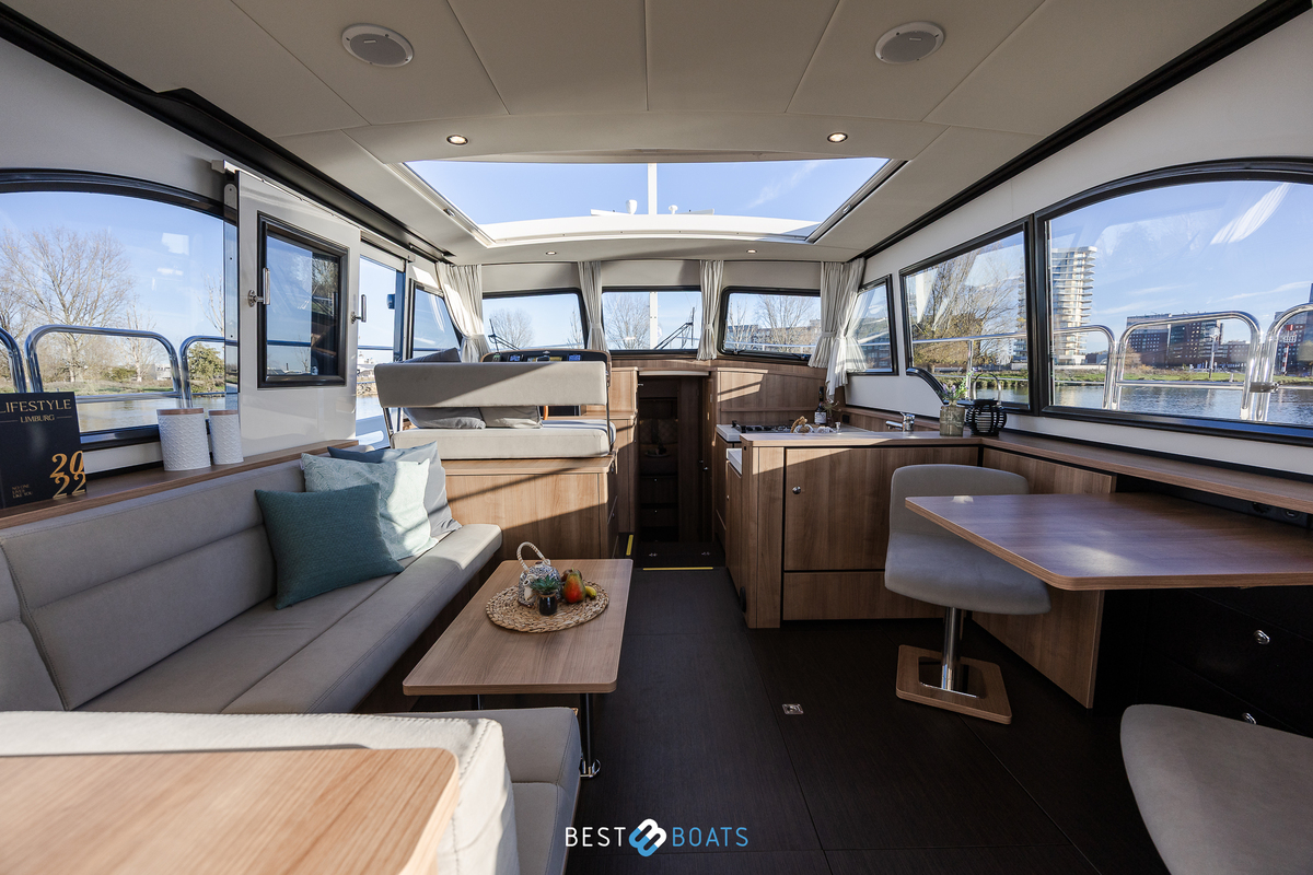 foto: 69 Linssen 40SL Sedan