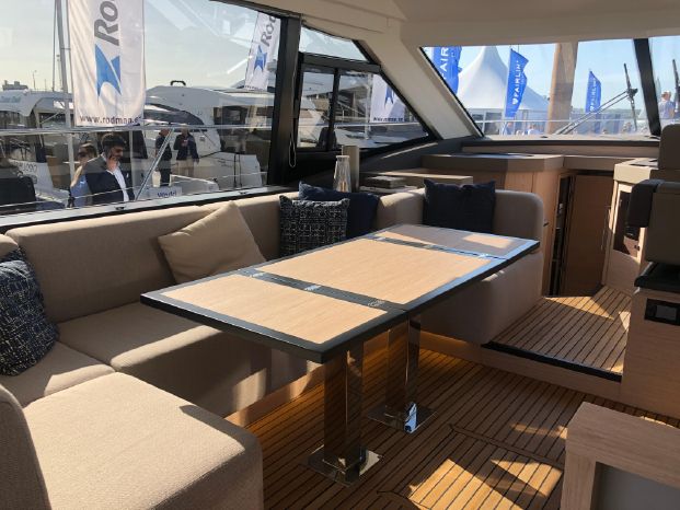 foto: 24 Monte Carlo 52