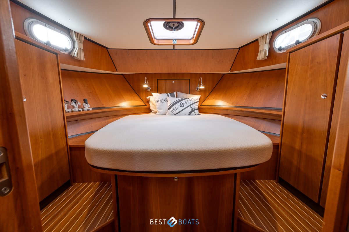 foto: 27 Linssen Grand Sturdy 34.9 AC