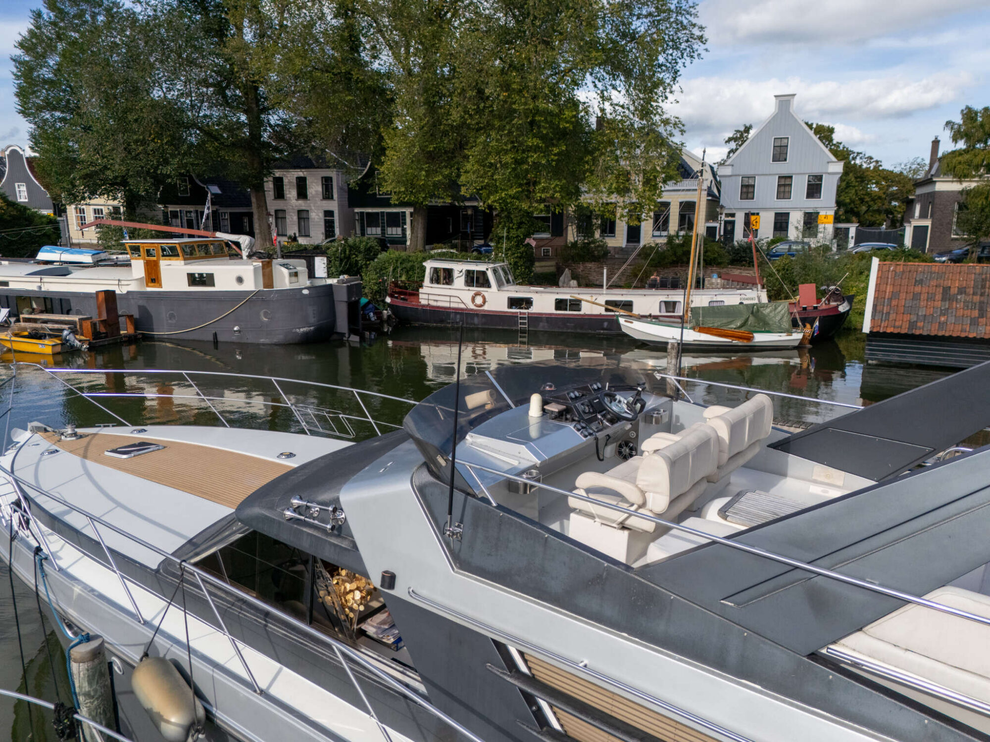 foto: 60 Fairline Fairline 50 Flybridge