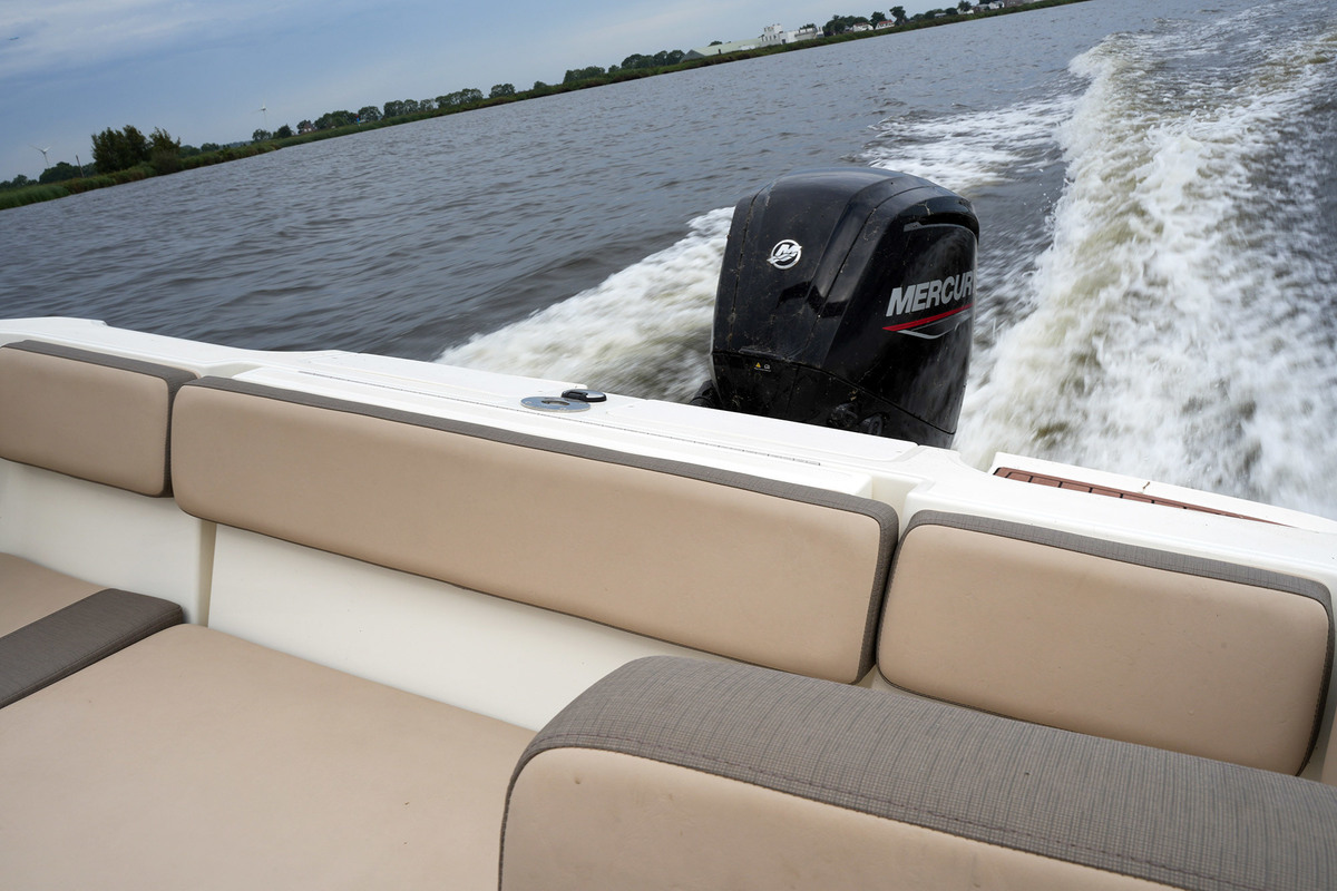 foto: 22 Bayliner VR4