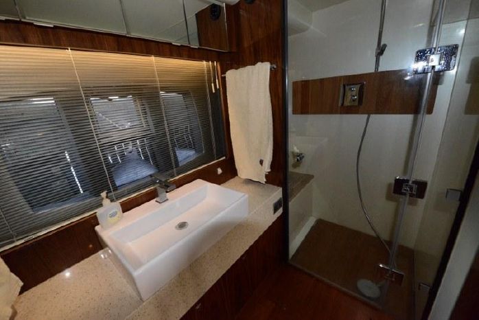 foto: 11 Fairline Squadron 65