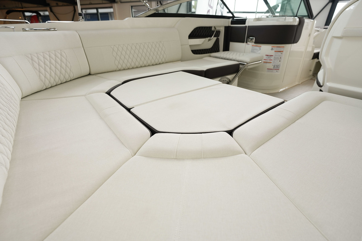 foto: 35 Sea Ray SLX 250