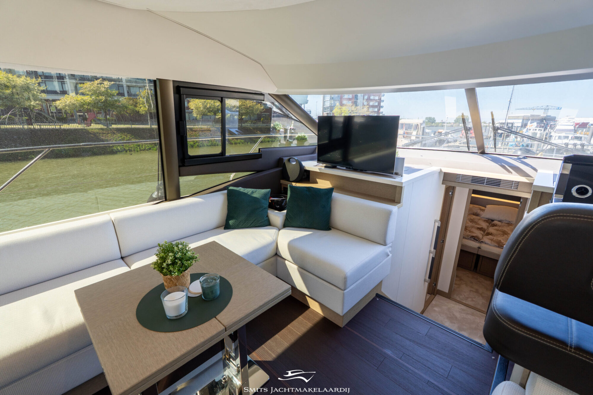 foto: 172 Prestige Prestige 590 Flybridge