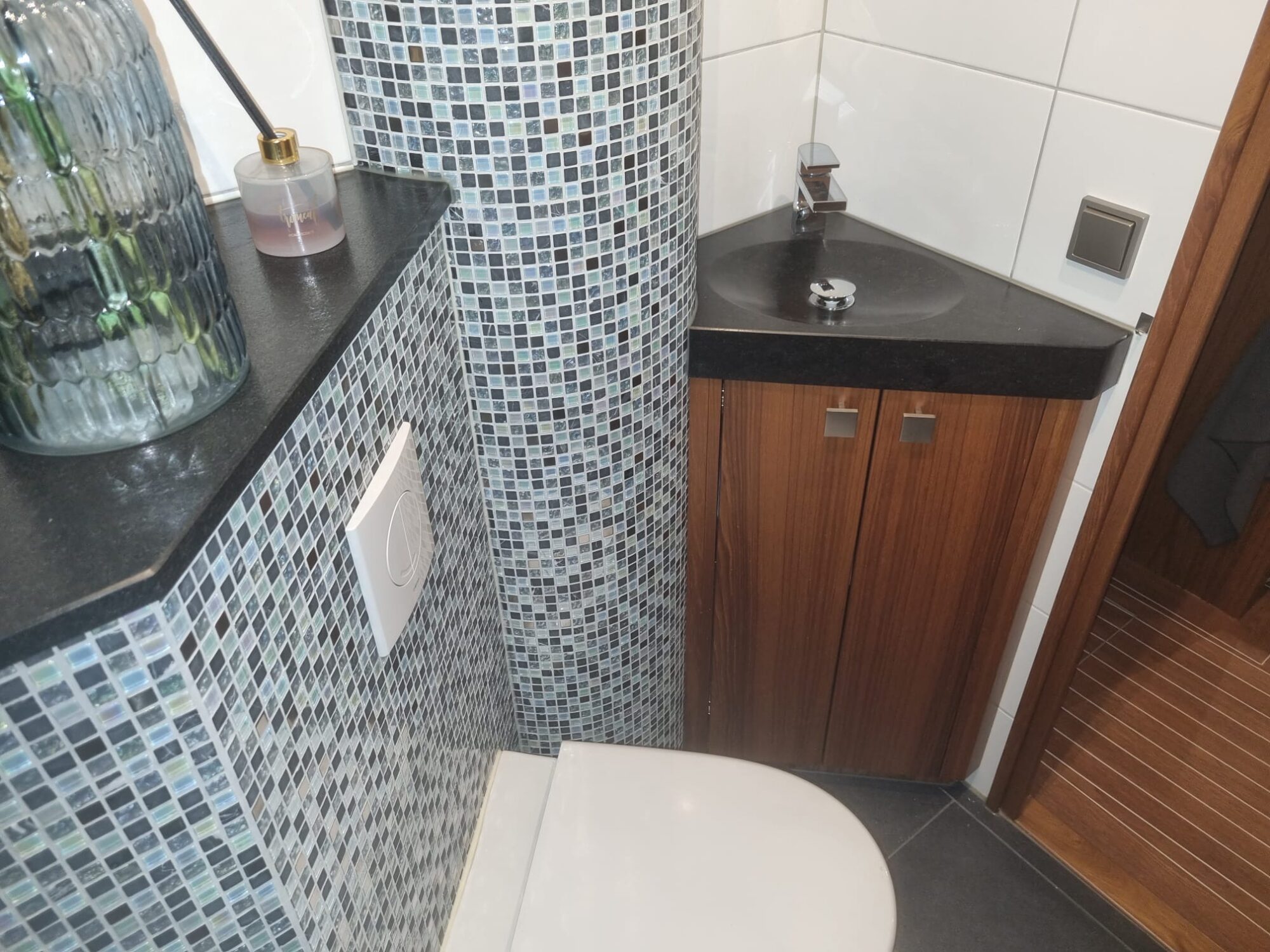 foto: 76 Custen Custen Kruiser 18.00 VS