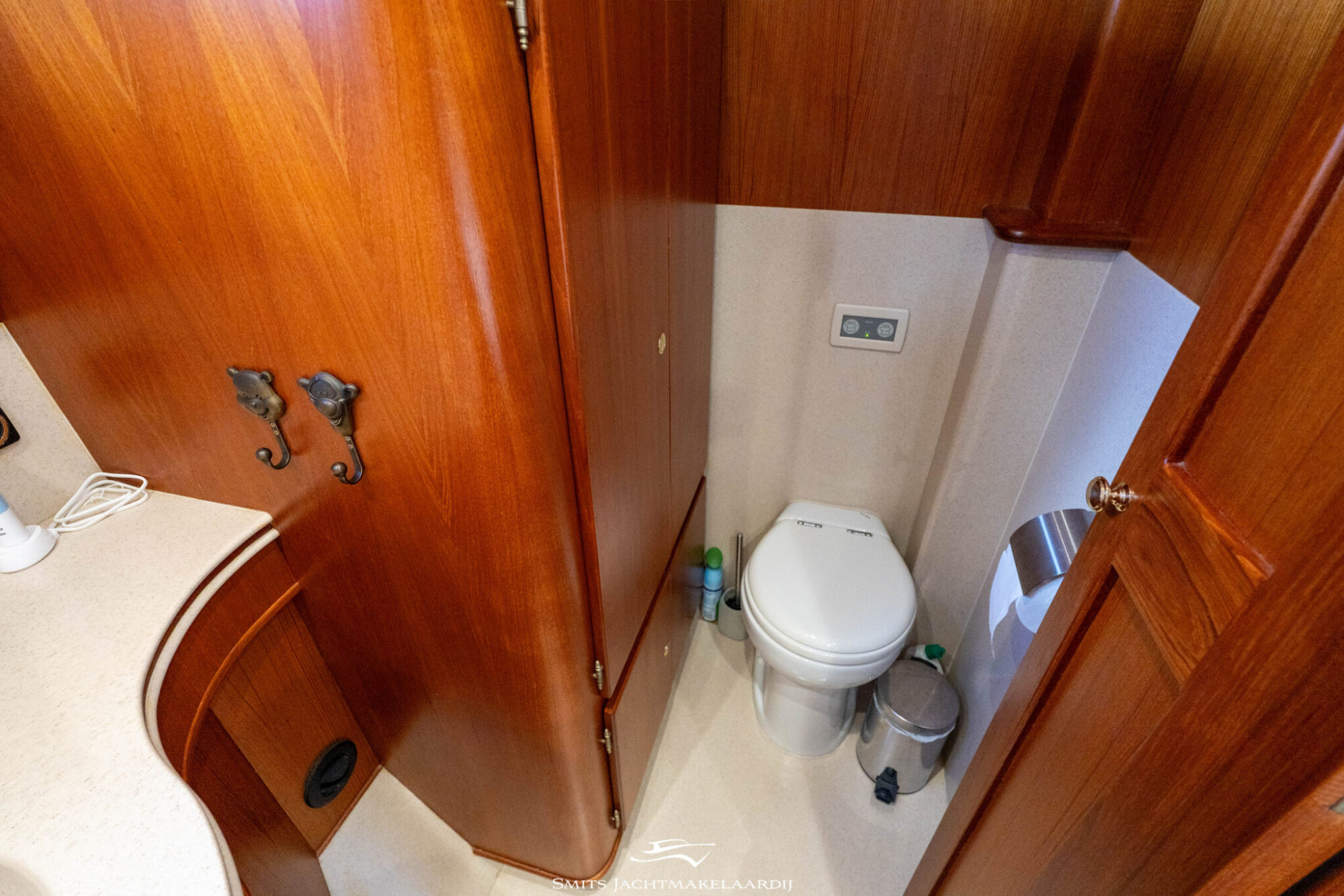 foto: 72 Holterman Holterman Trawler 13.50 Royal Class Cabrio