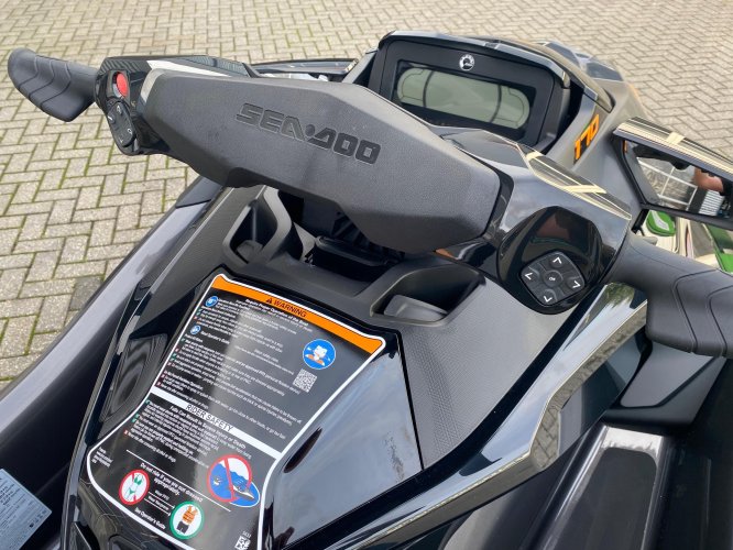 foto: 6 Sea-Doo GTX 170