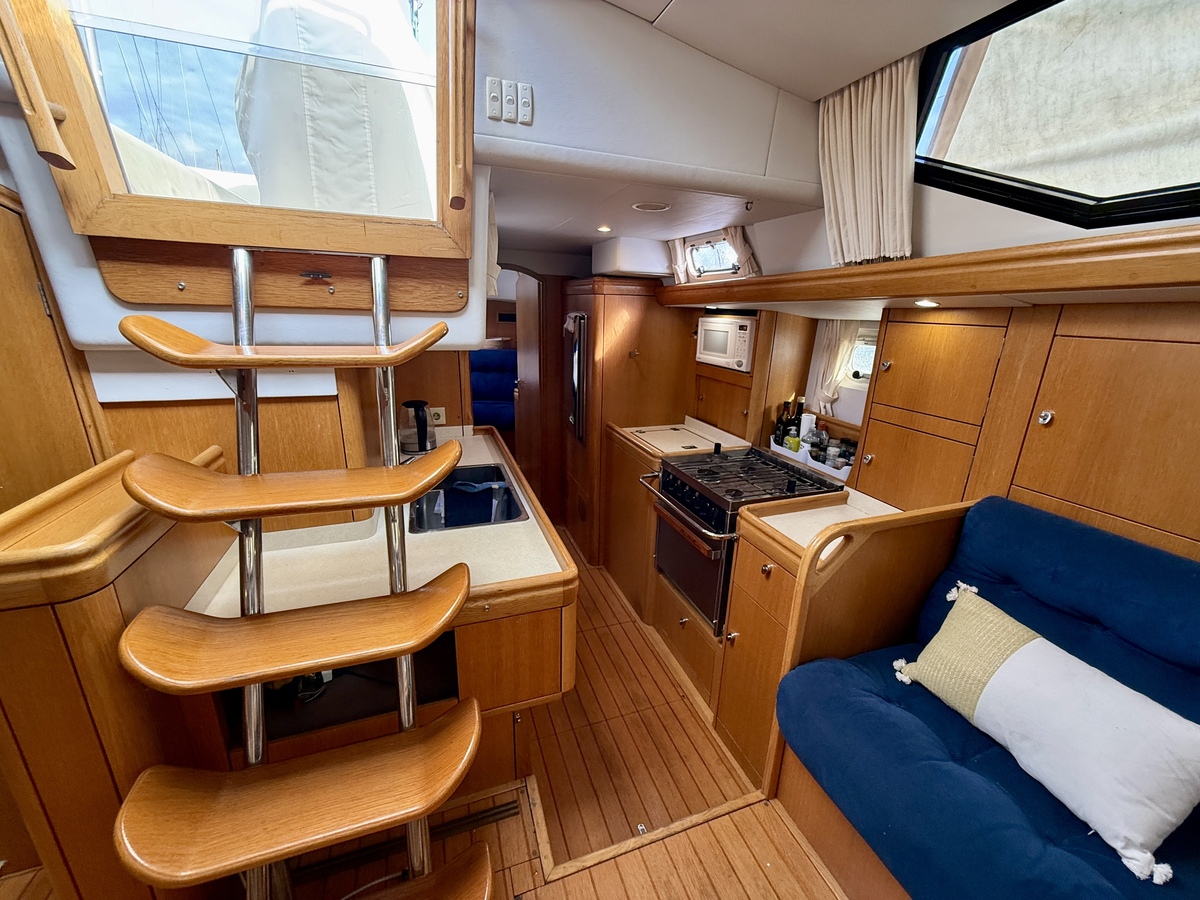 foto: 58 Oyster 45 Deck Saloon