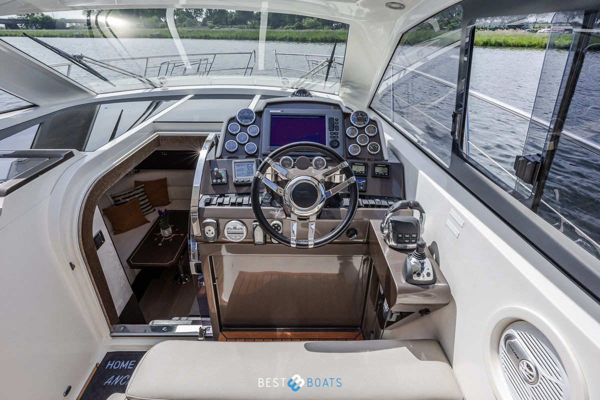 foto: 41 Galeon 385 HTS