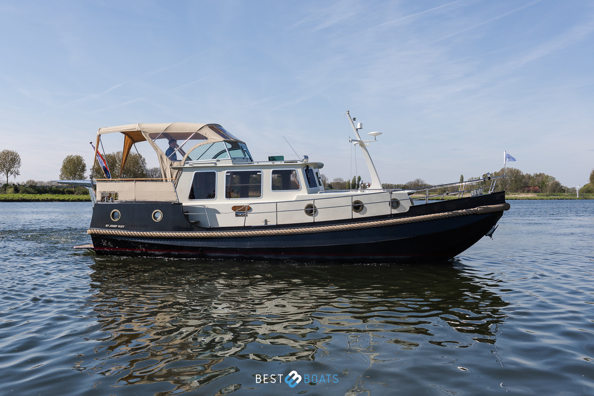 Linssen  St. Jozef 1050 Salon AK-L