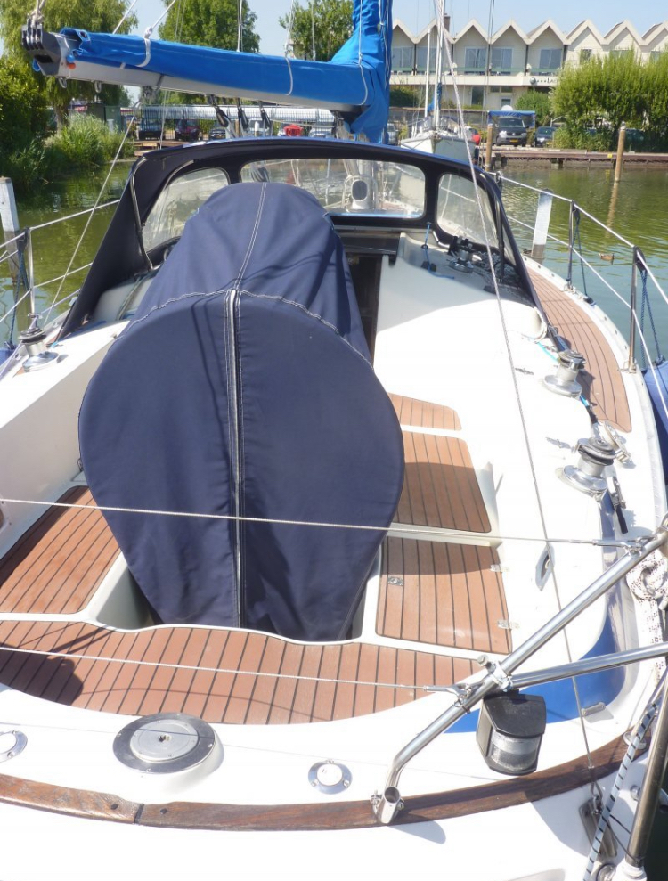 foto: 9 Bavaria 320