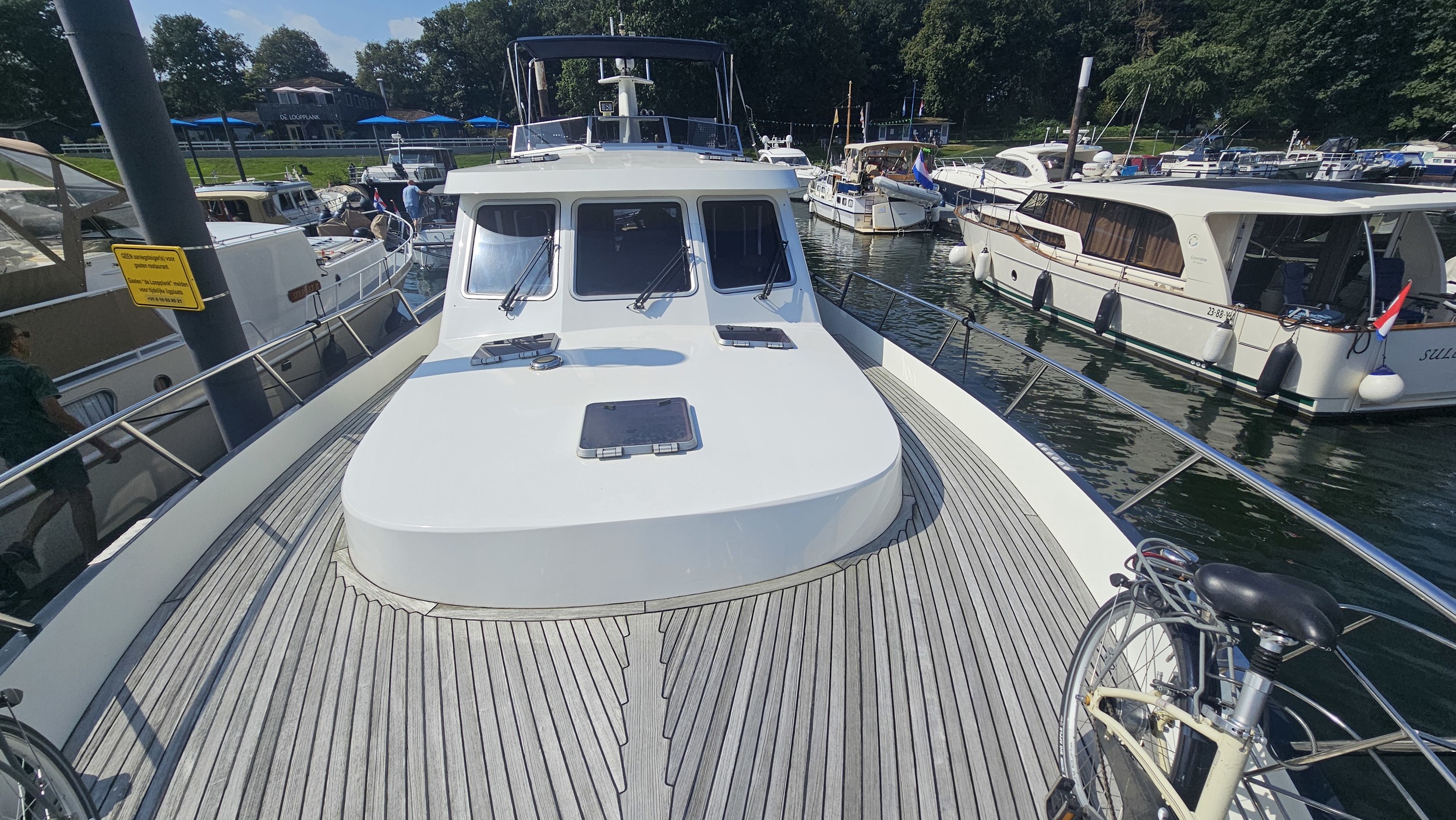 foto: 37 Bendie 1800 Trawler Met Stabilisatoren