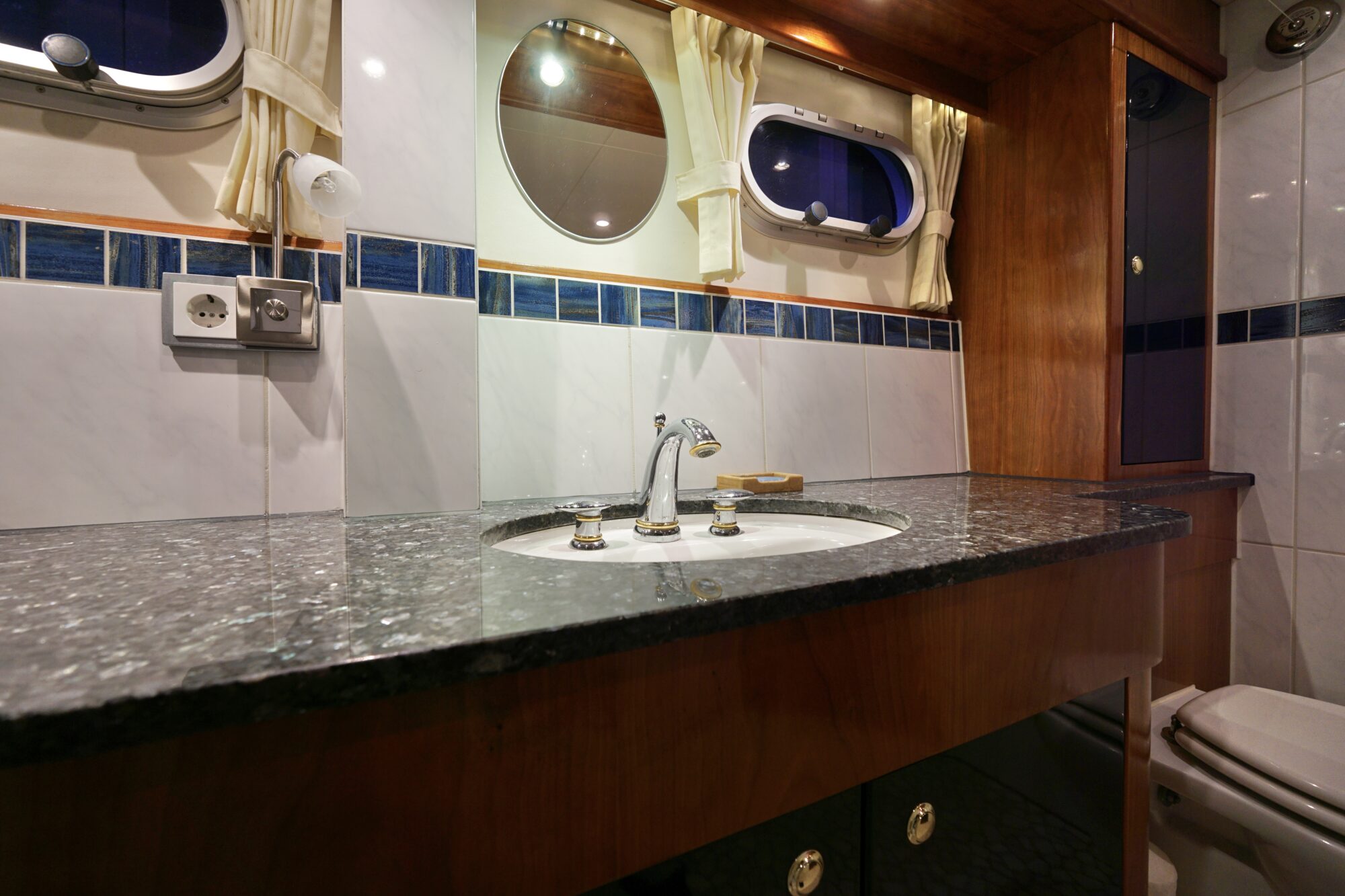 foto: 64 Van der Heijden Van der Heijden 17.00 Dynamic Deluxe VS