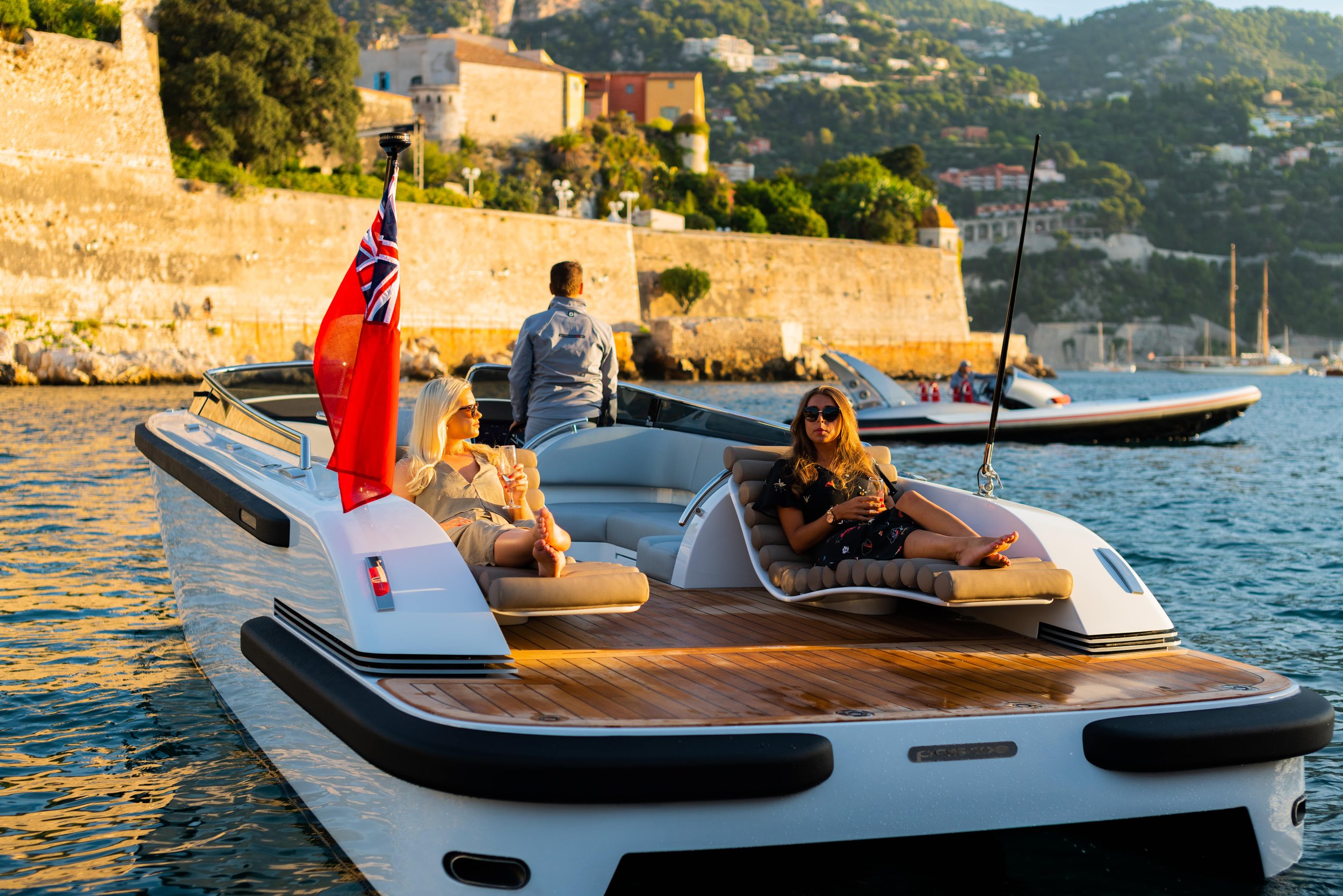 foto: 28 Pascoe Custom 9.6 Tender