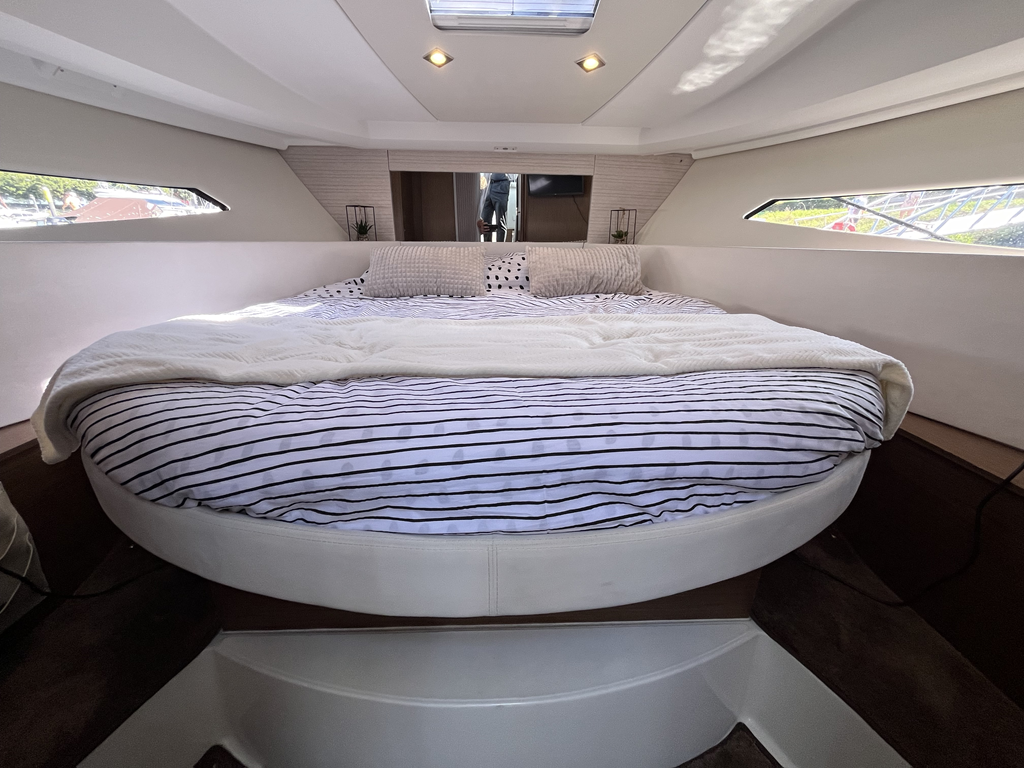 foto: 32 Jeanneau NC 9