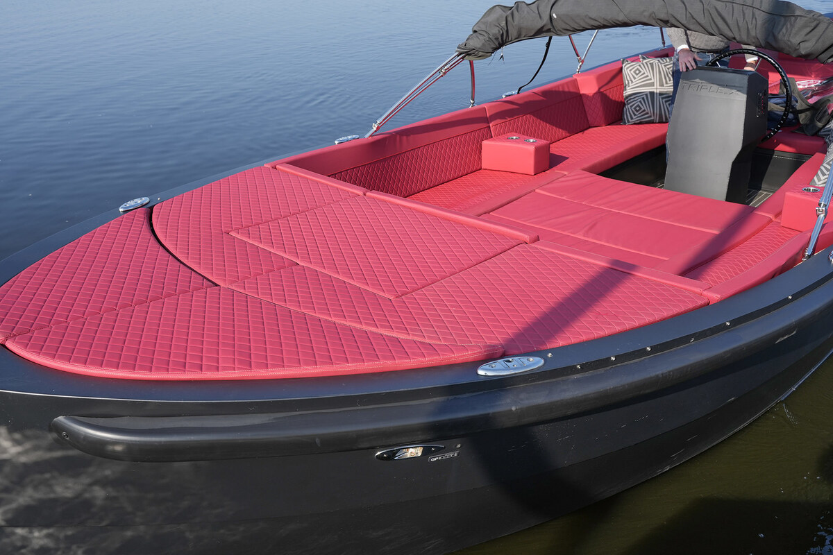 foto: 46 Triple X 800