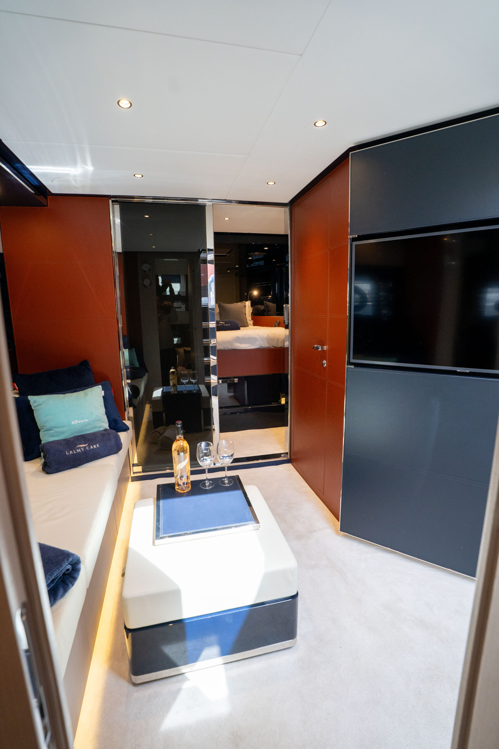 foto: 35 Riva 48 Dolceriva #03 ELEMENTS