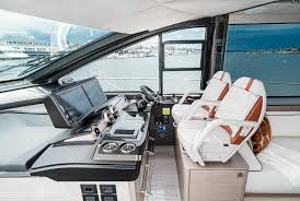 foto: 8 Sunseeker 65 Sport Yacht