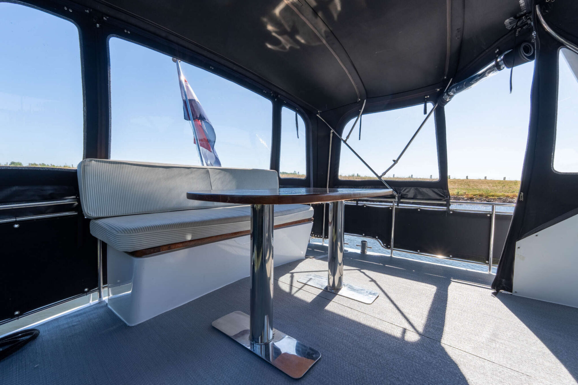 foto: 74 Explorer Explorer Classic 14.00 AK Cabrio