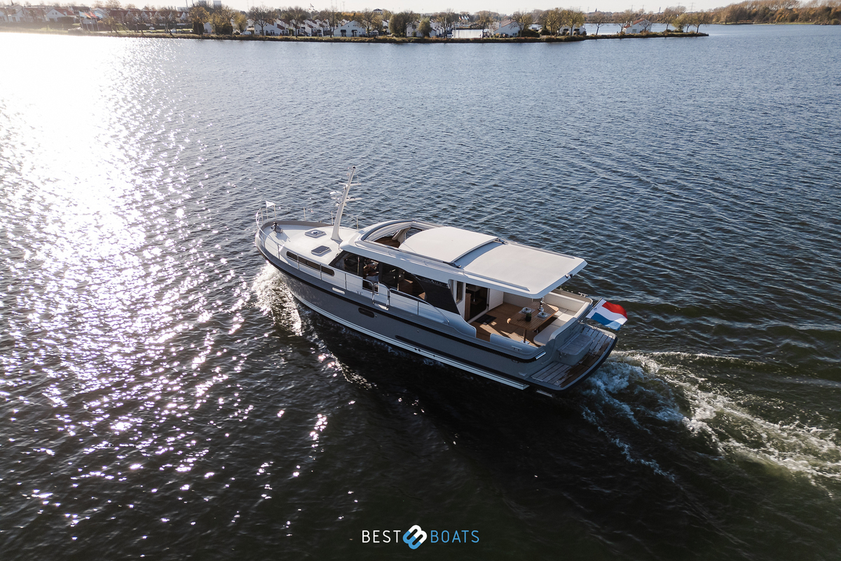 foto: 39 Linssen  40SL Sedan - 75 Years Anniversary Edition  