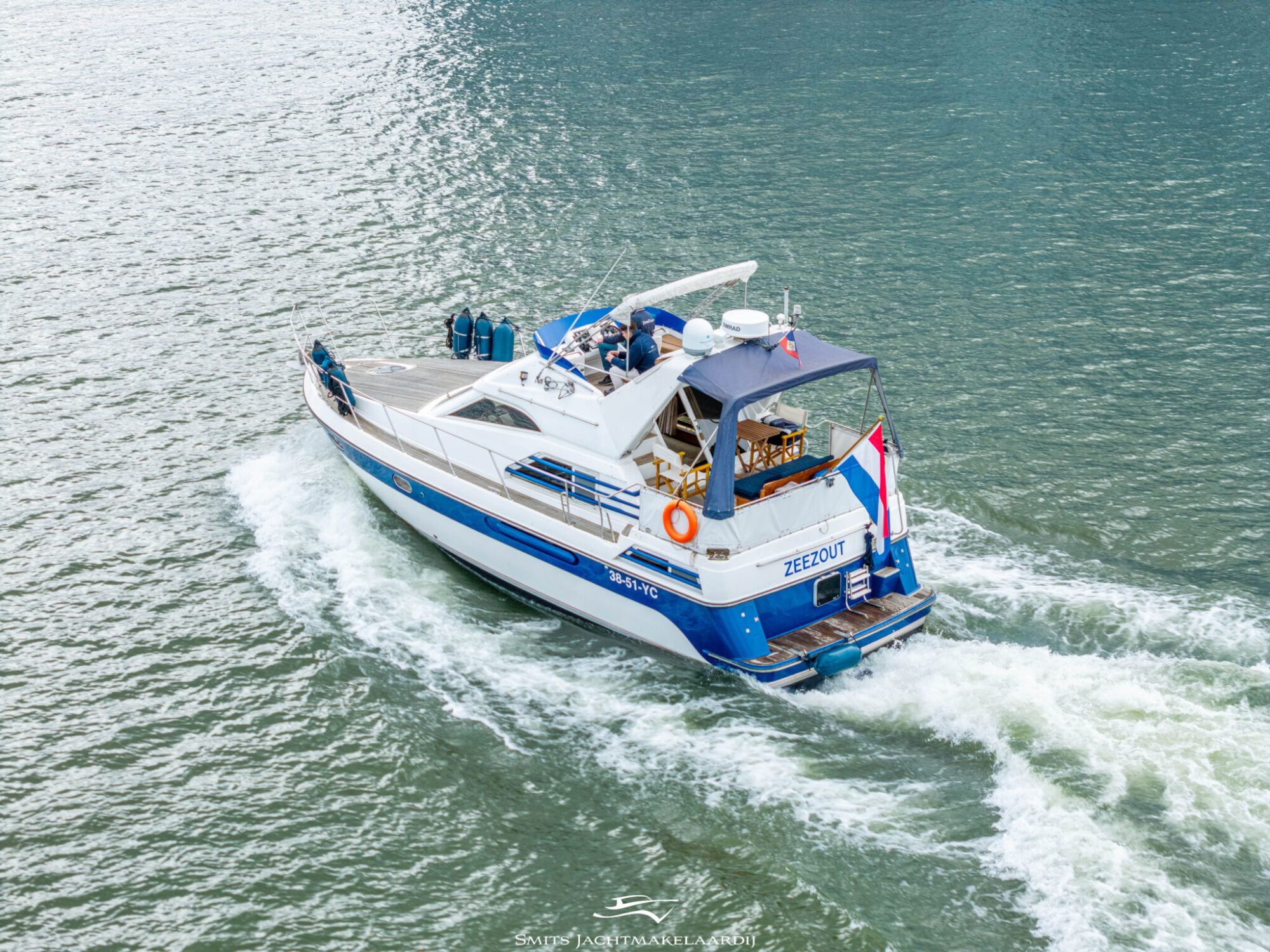 foto: 40 Astor Astor 37 Flybridge