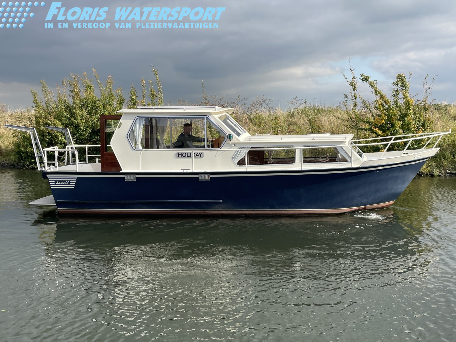 foto: 13 Hooveld 850 Open Cabin