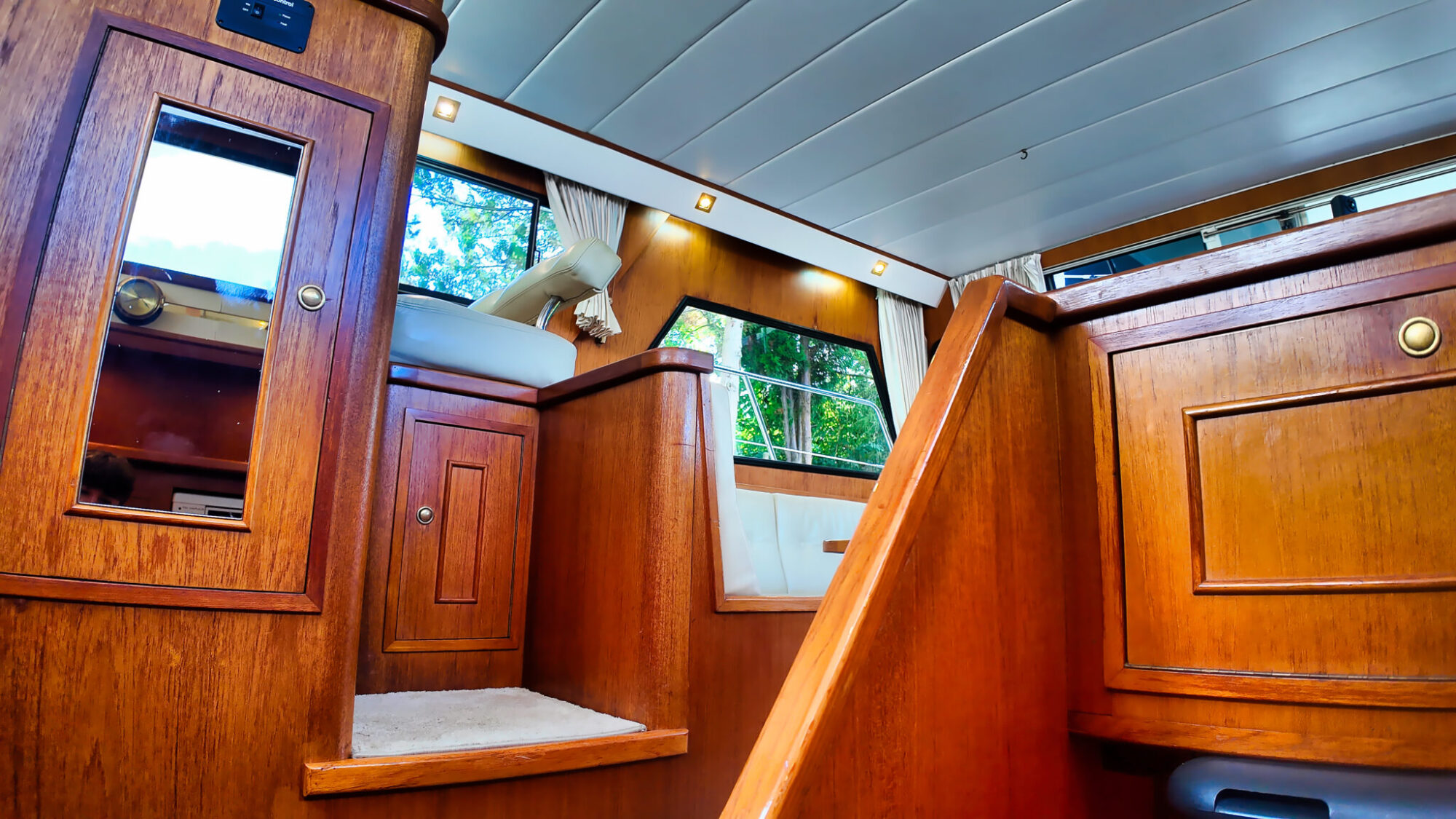 foto: 47 Neptunus Neptunus 138 / 46 Flybridge Sedan