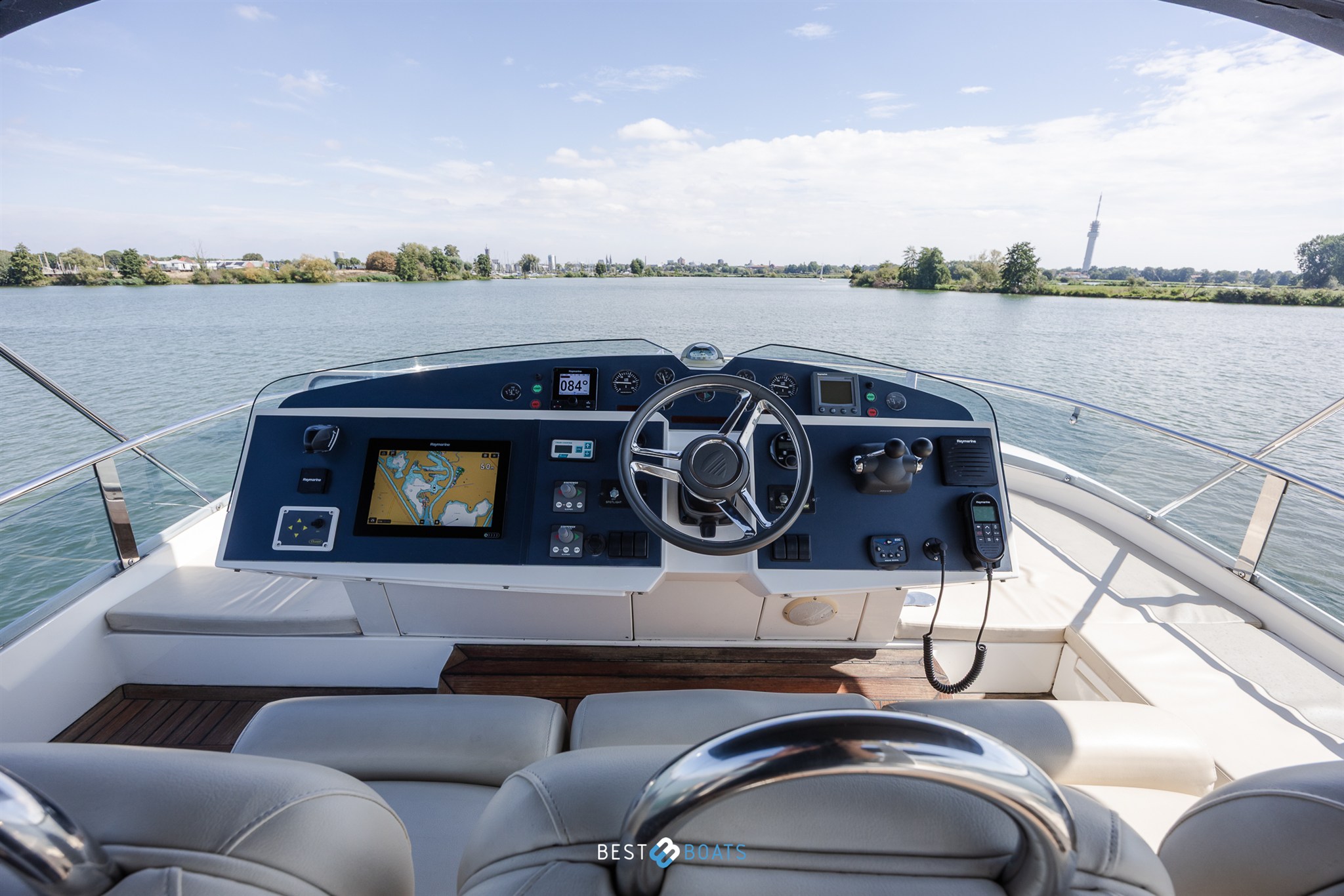 foto: 34 Fairline 58 Squadron