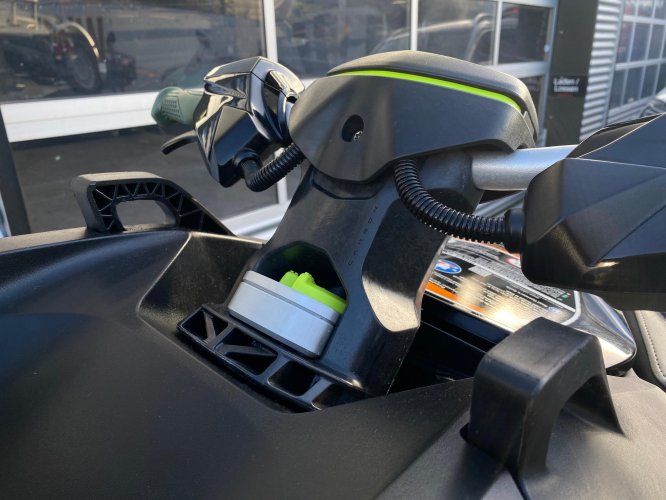 foto: 11 Sea-Doo RXP-X 300 APEX (35uur)